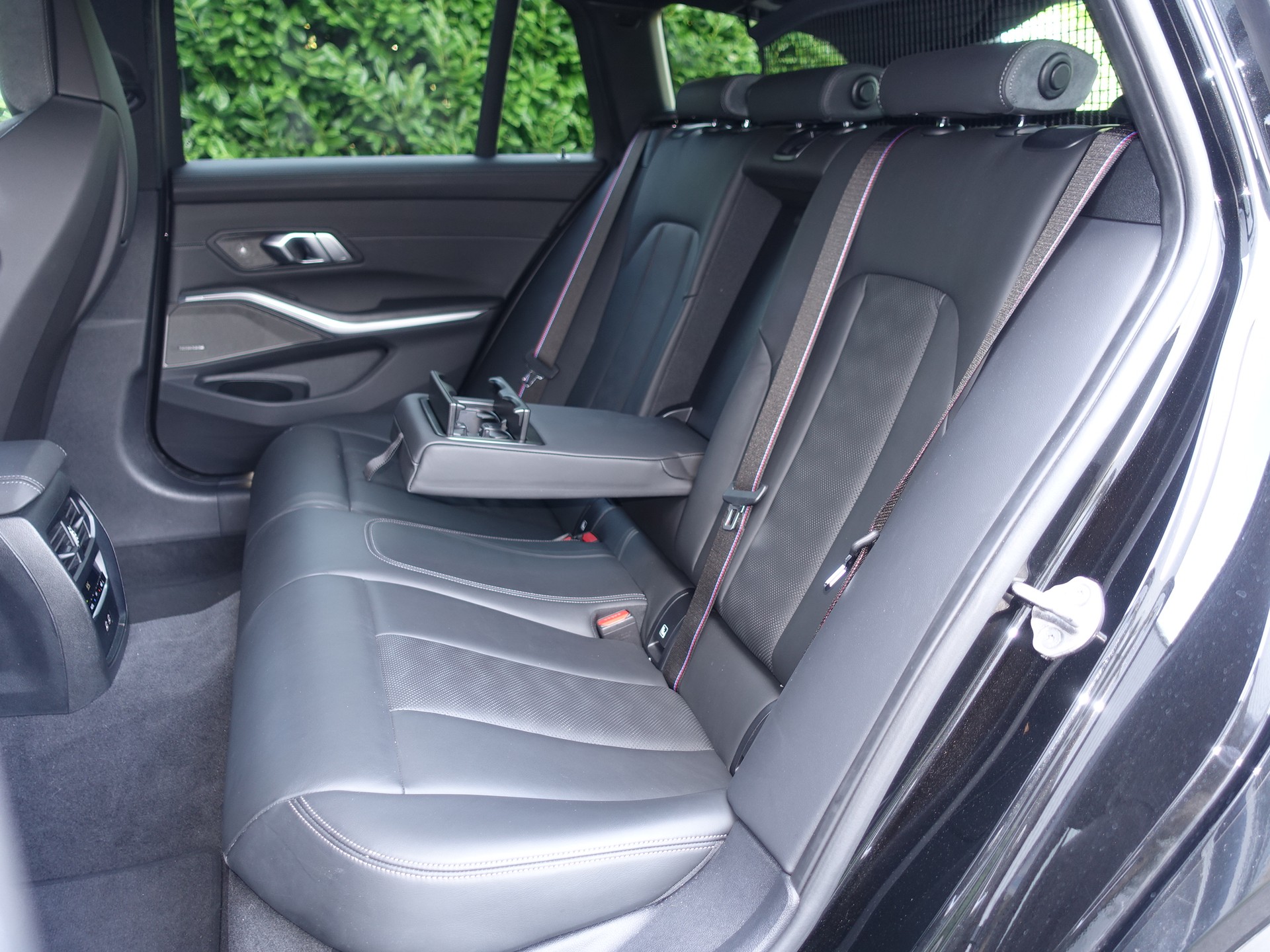 BMW M3 Touring xDrive Competition M-image-13