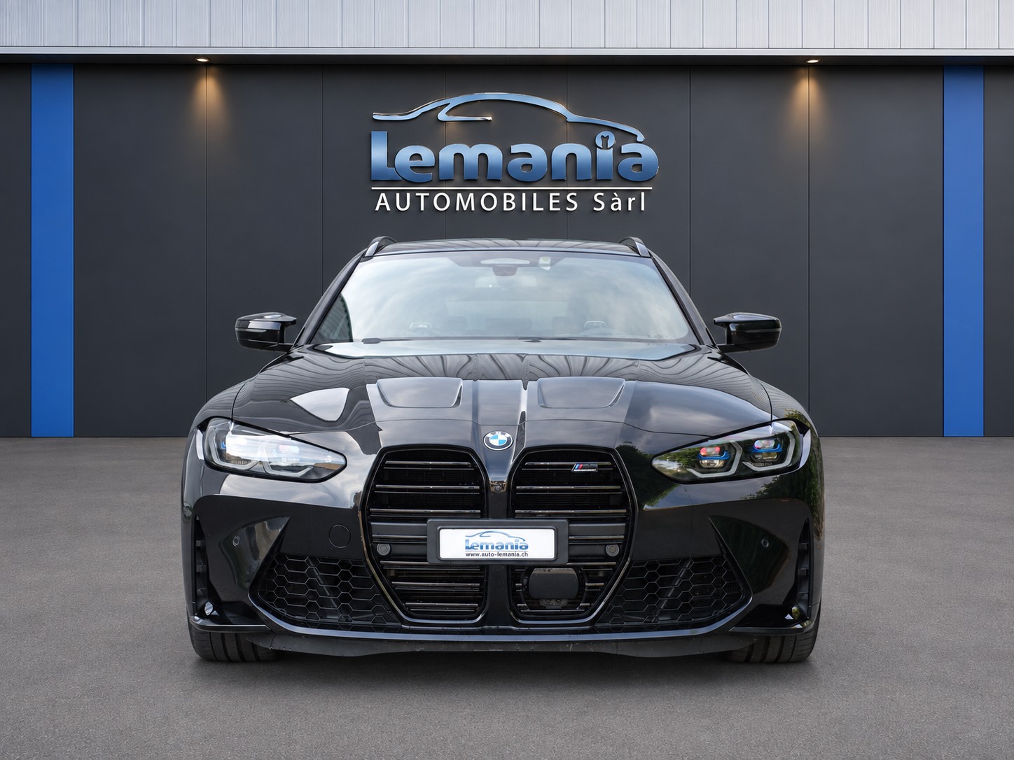 BMW M3 Touring xDrive Competition M-image-2
