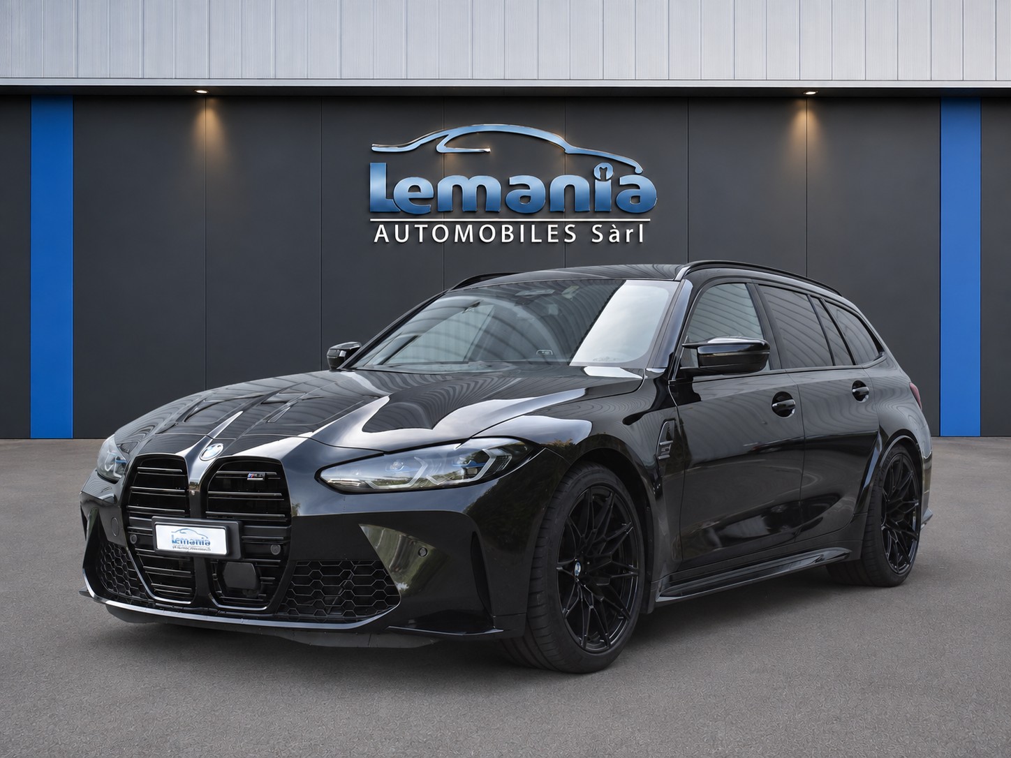 BMW M3 Touring xDrive Competition M-image-1