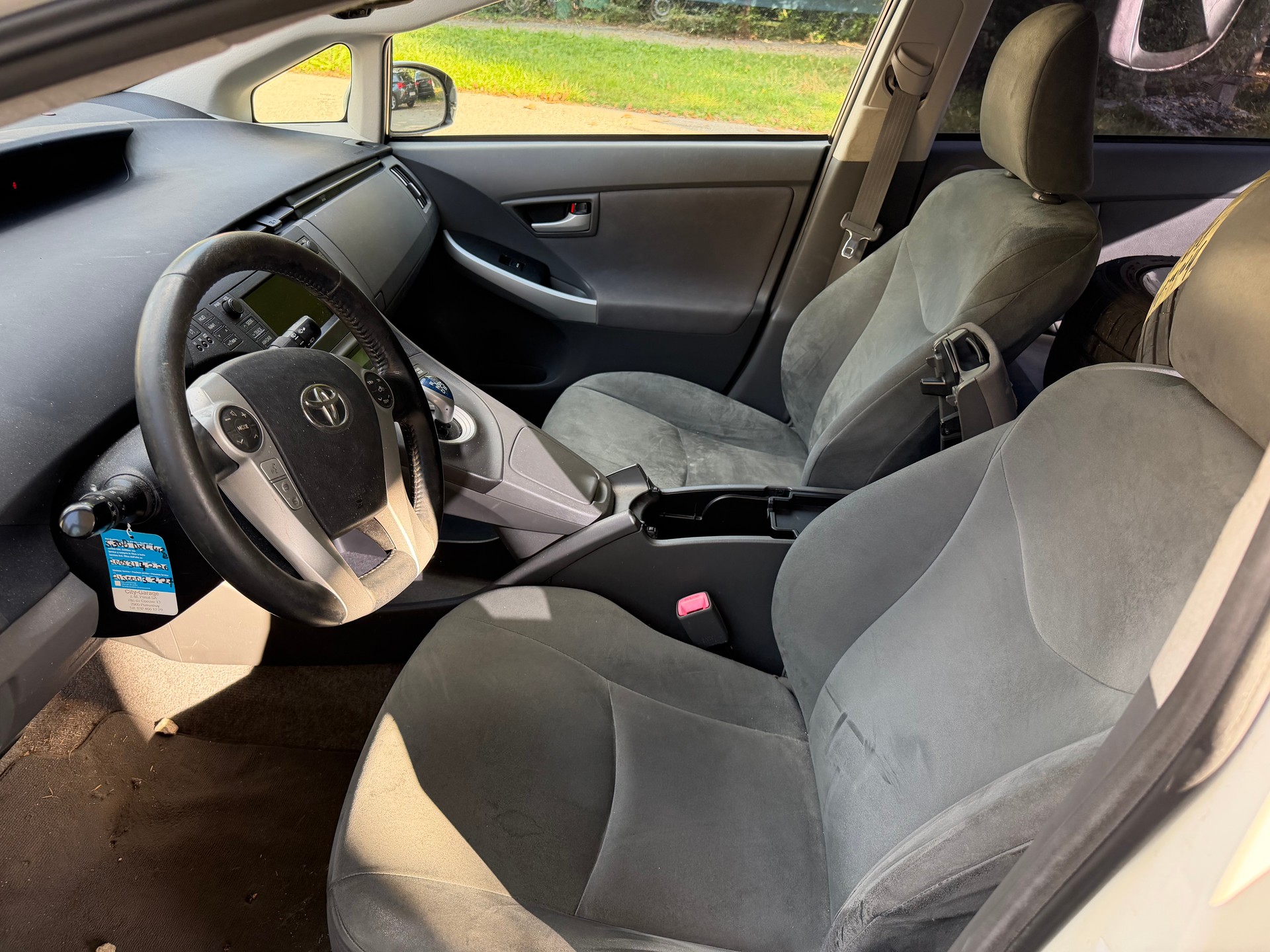 TOYOTA Prius 1.8 16V HSD Luna-image-7