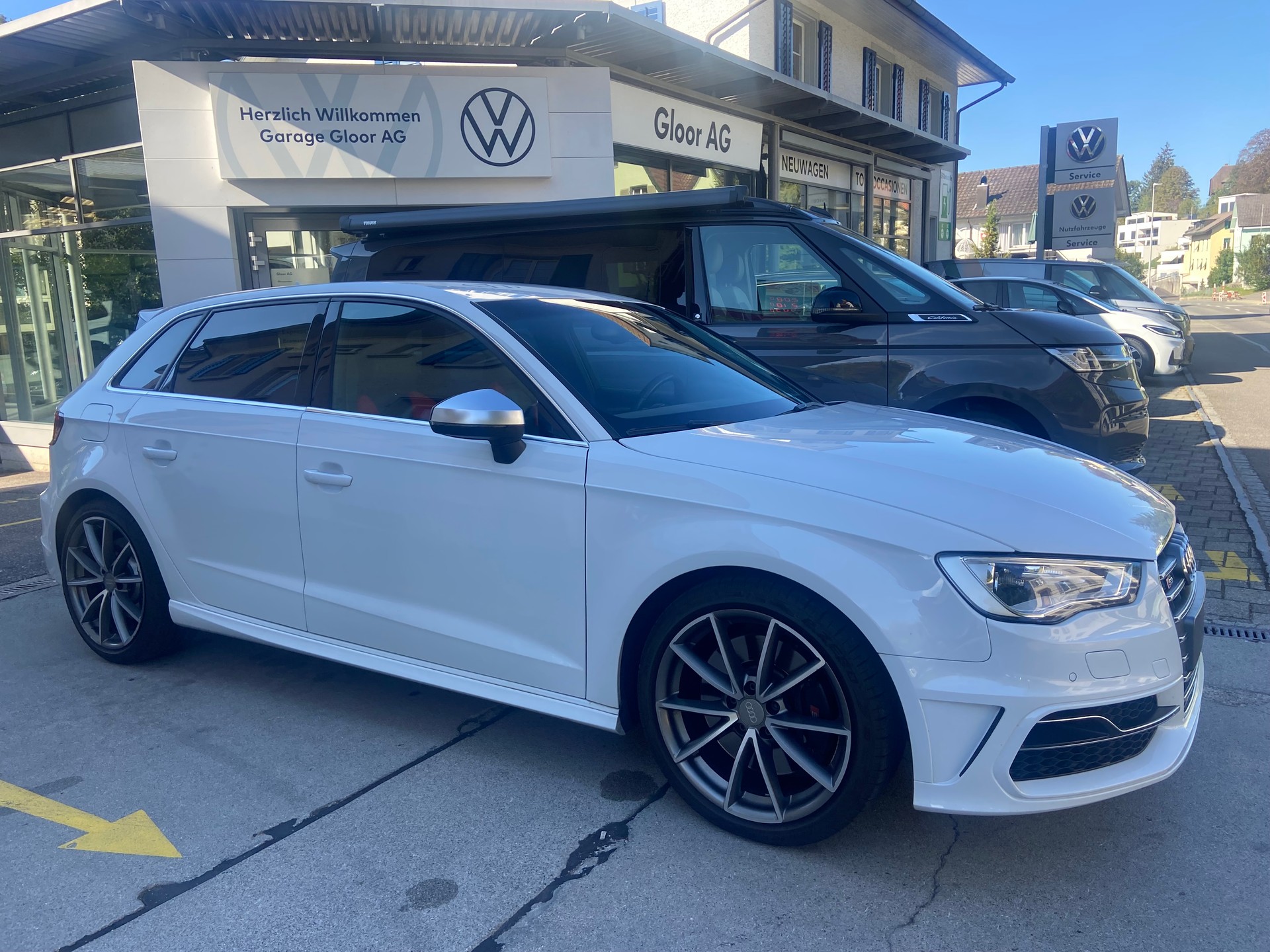 AUDI S3 Sportback 2.0 TFSI quattro S-tronic-image-0