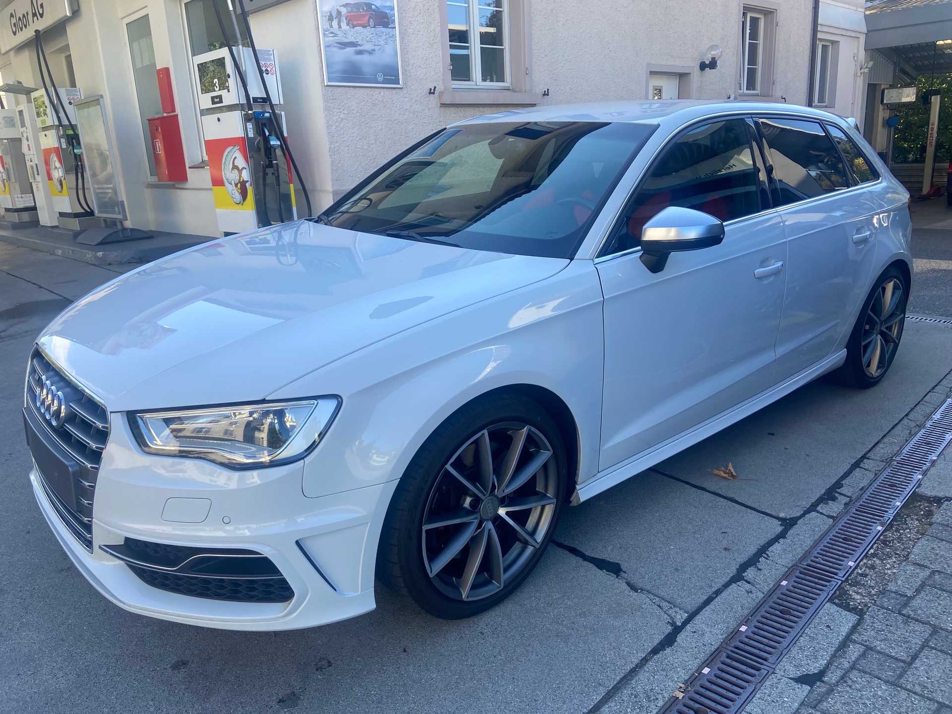 AUDI S3 Sportback 2.0 TFSI quattro S-tronic-image-1
