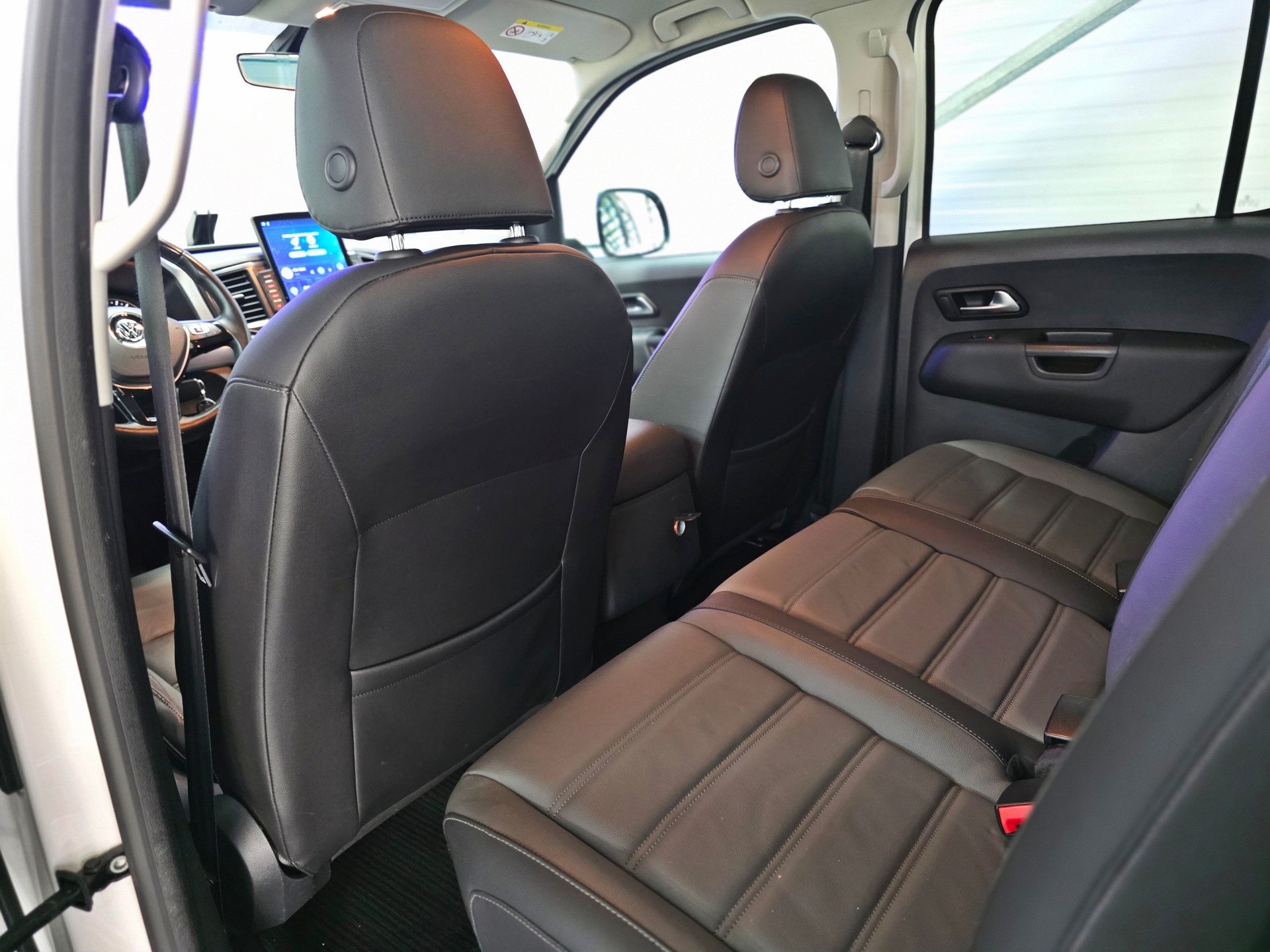 VW Amarok 3.0TDI Highline 4Motion Automatic-image-11