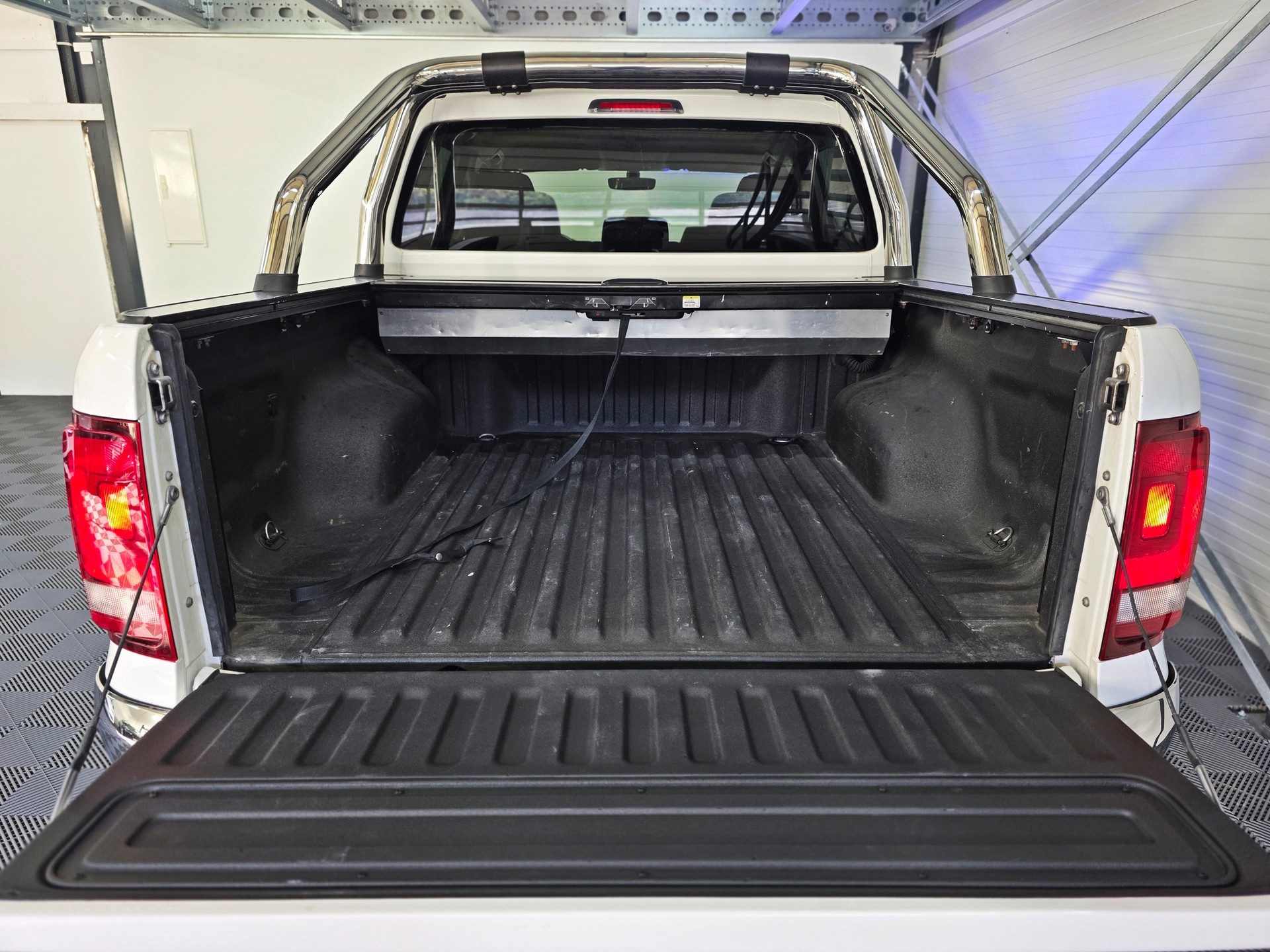 VW Amarok 3.0TDI Highline 4Motion Automatic-image-17