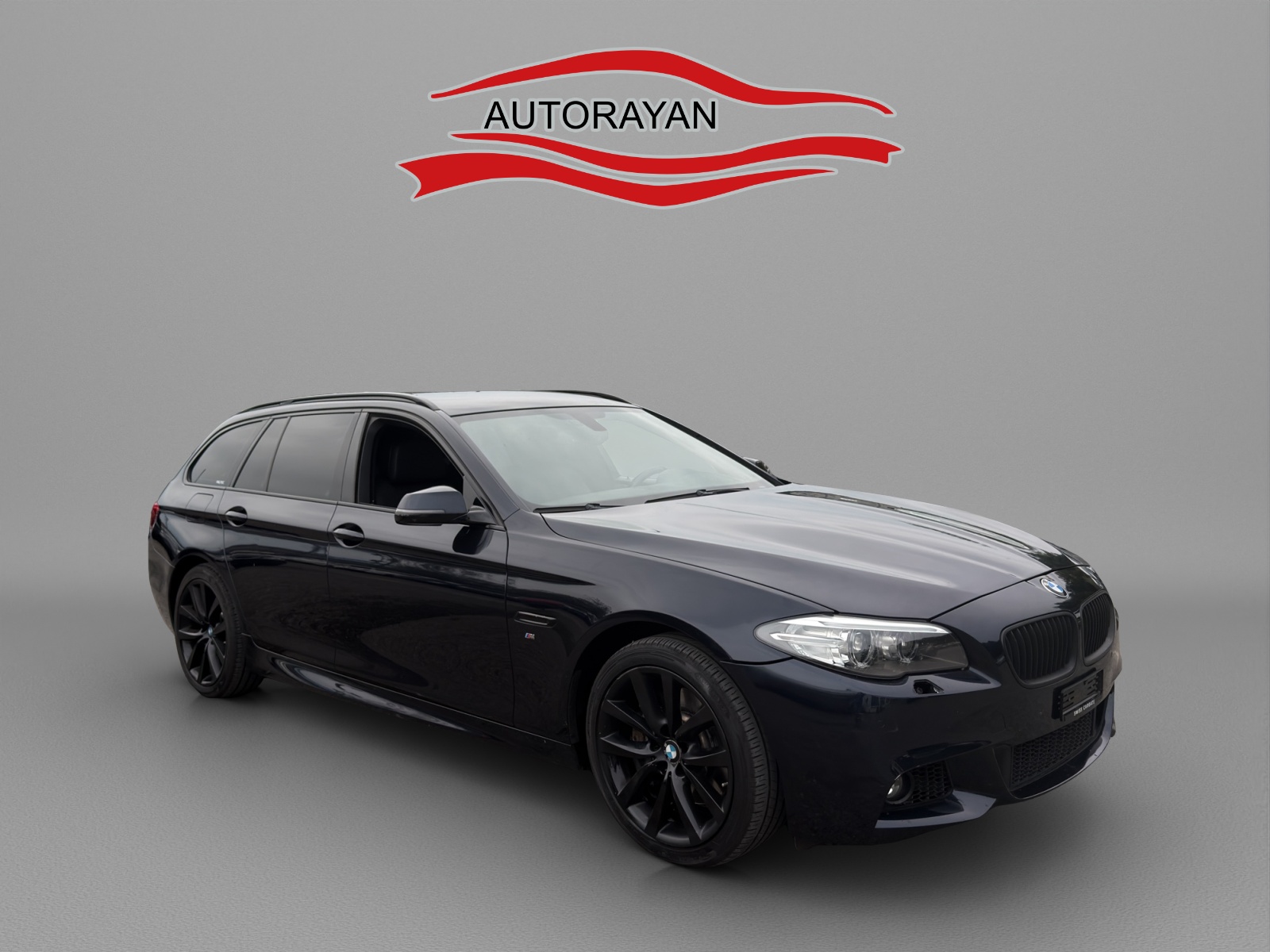 BMW 528i Touring xDrive-image-2