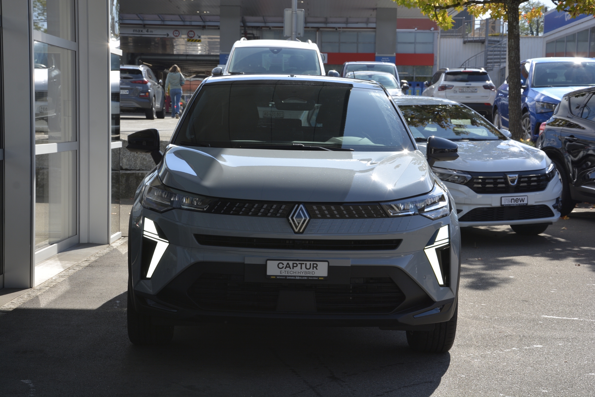 RENAULT CAPTUR techno full hybrid E-Tech 160-image-1
