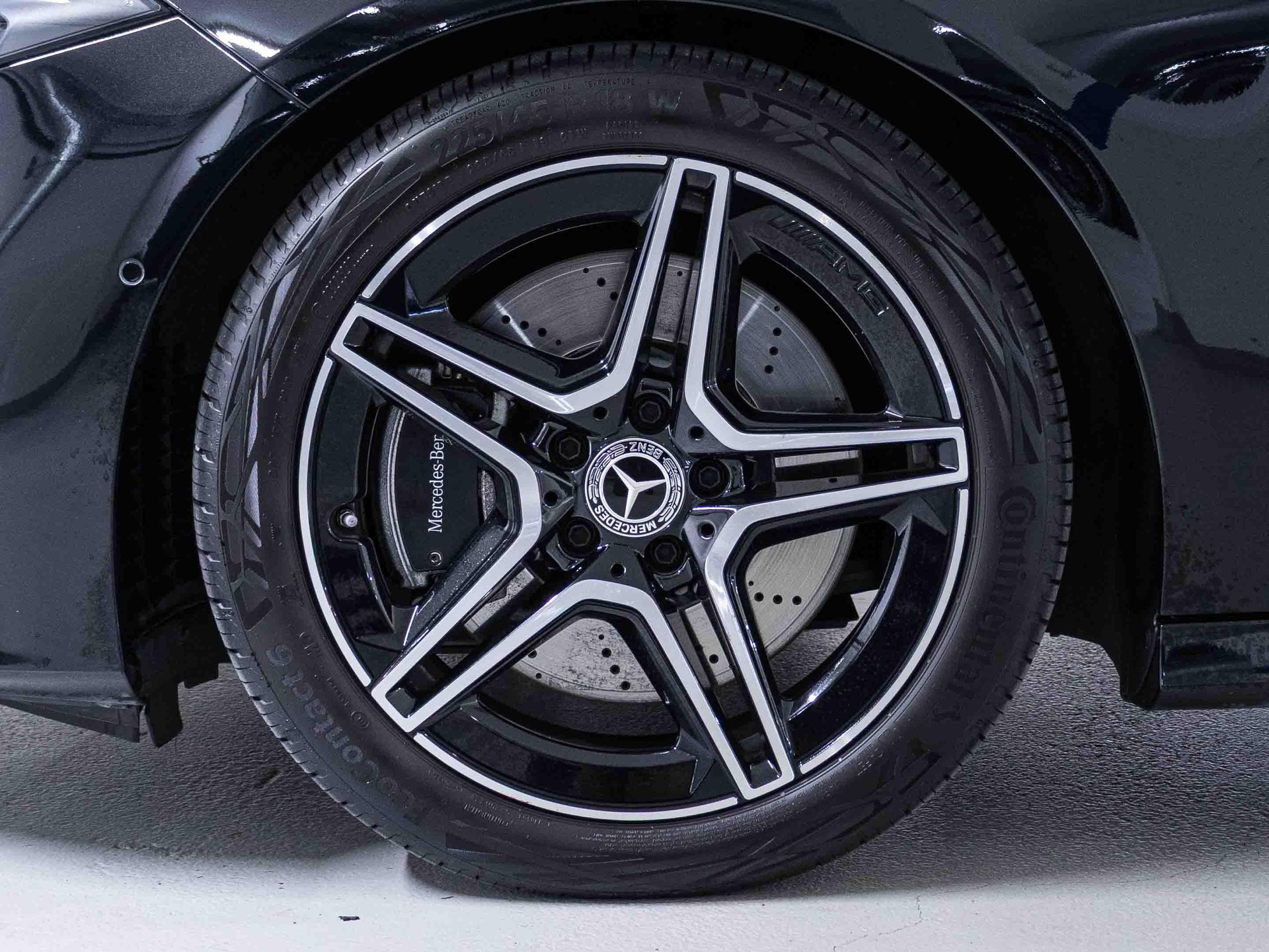 MERCEDES-BENZ A 250 4MATIC-image-13