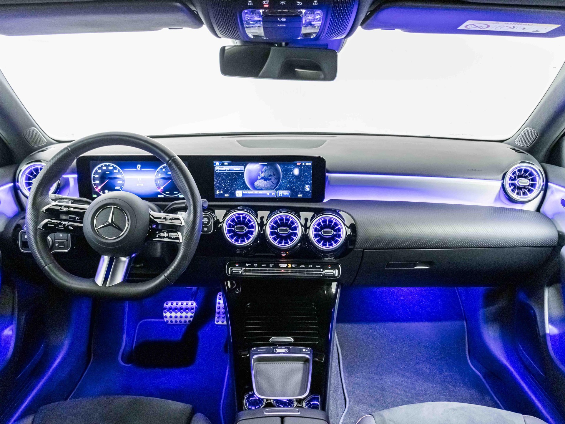 MERCEDES-BENZ A 250 4MATIC-image-10