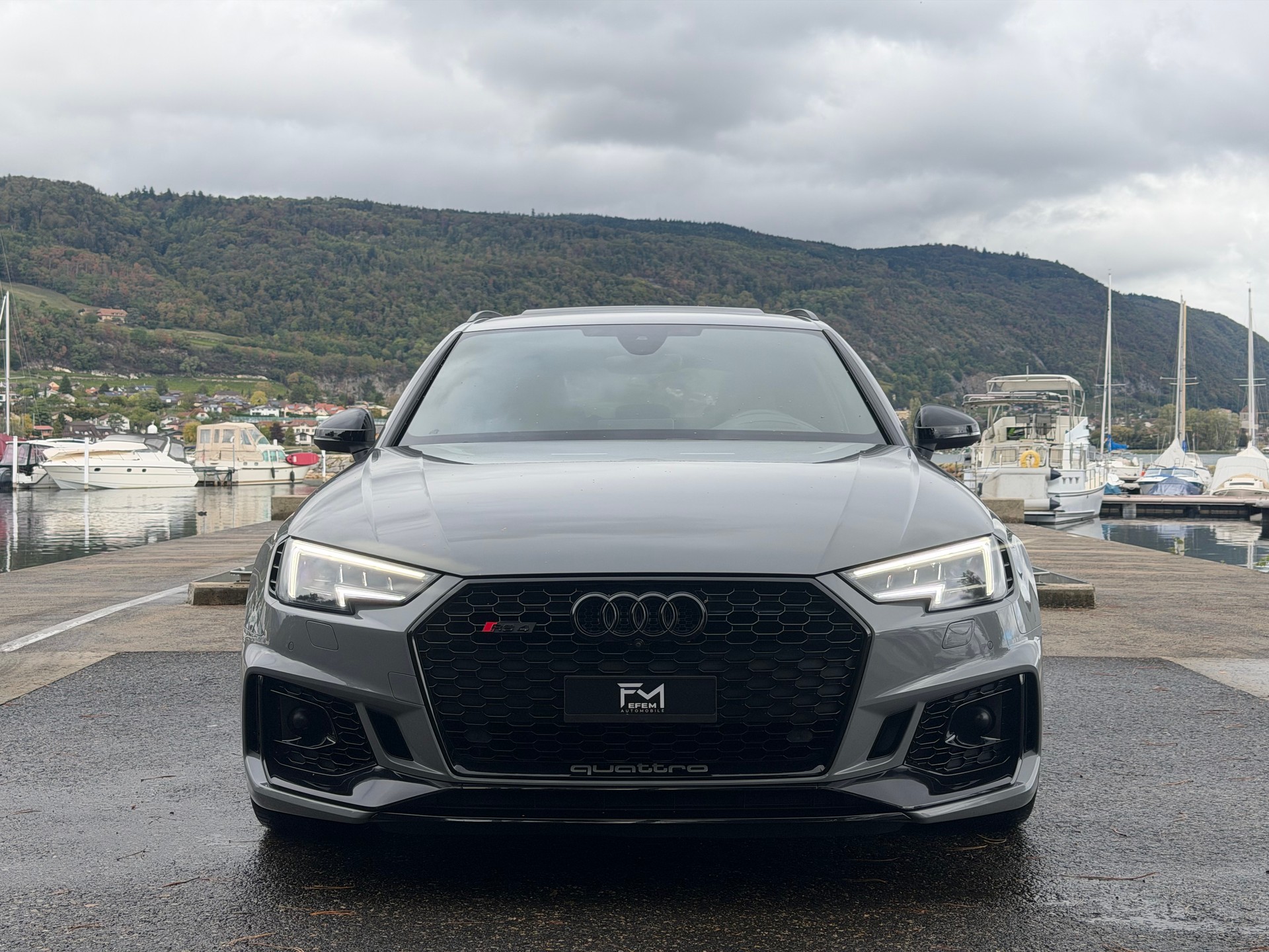 AUDI RS4 Nardo Grey-image-2