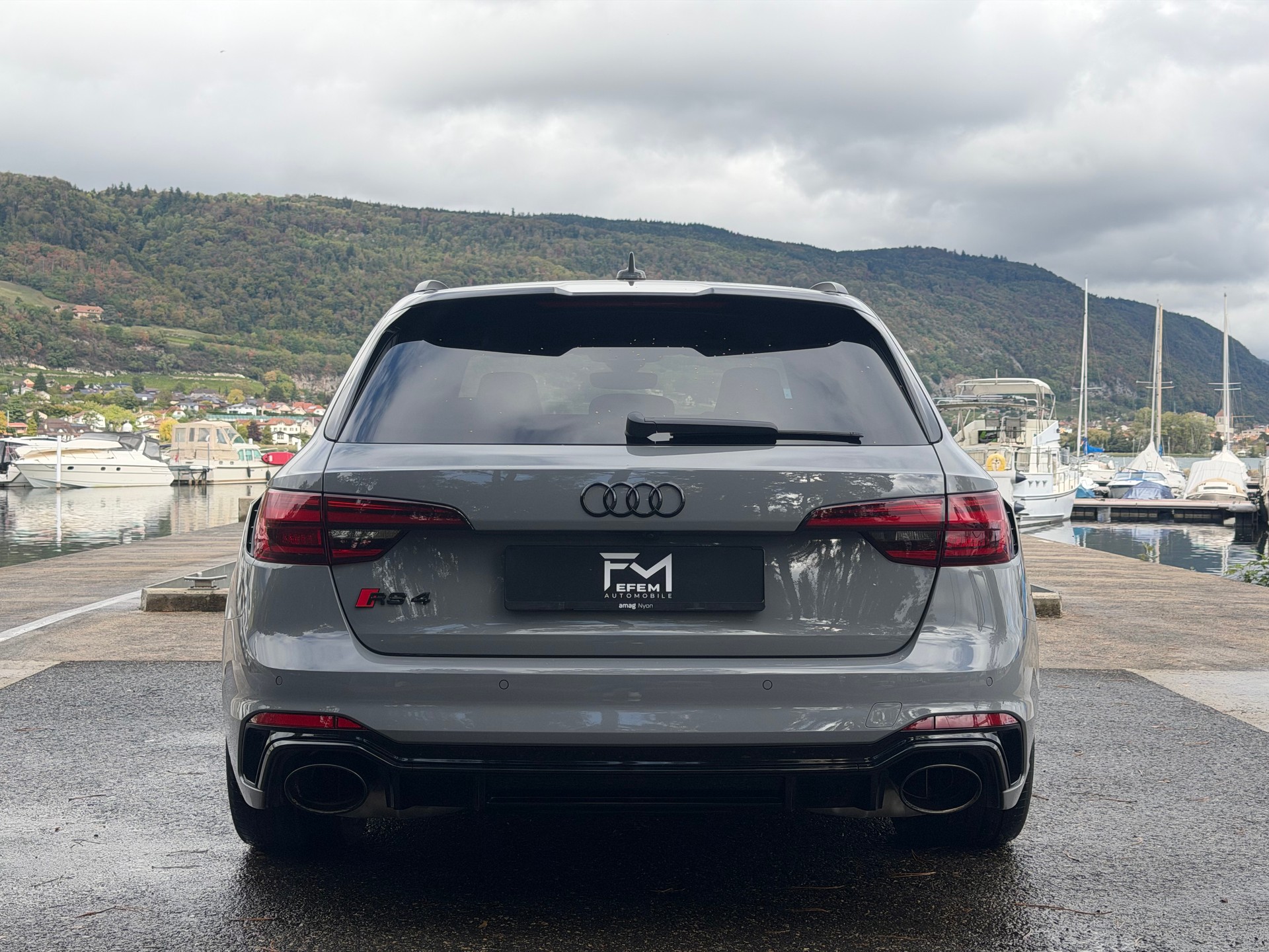 AUDI RS4 Nardo Grey-image-7