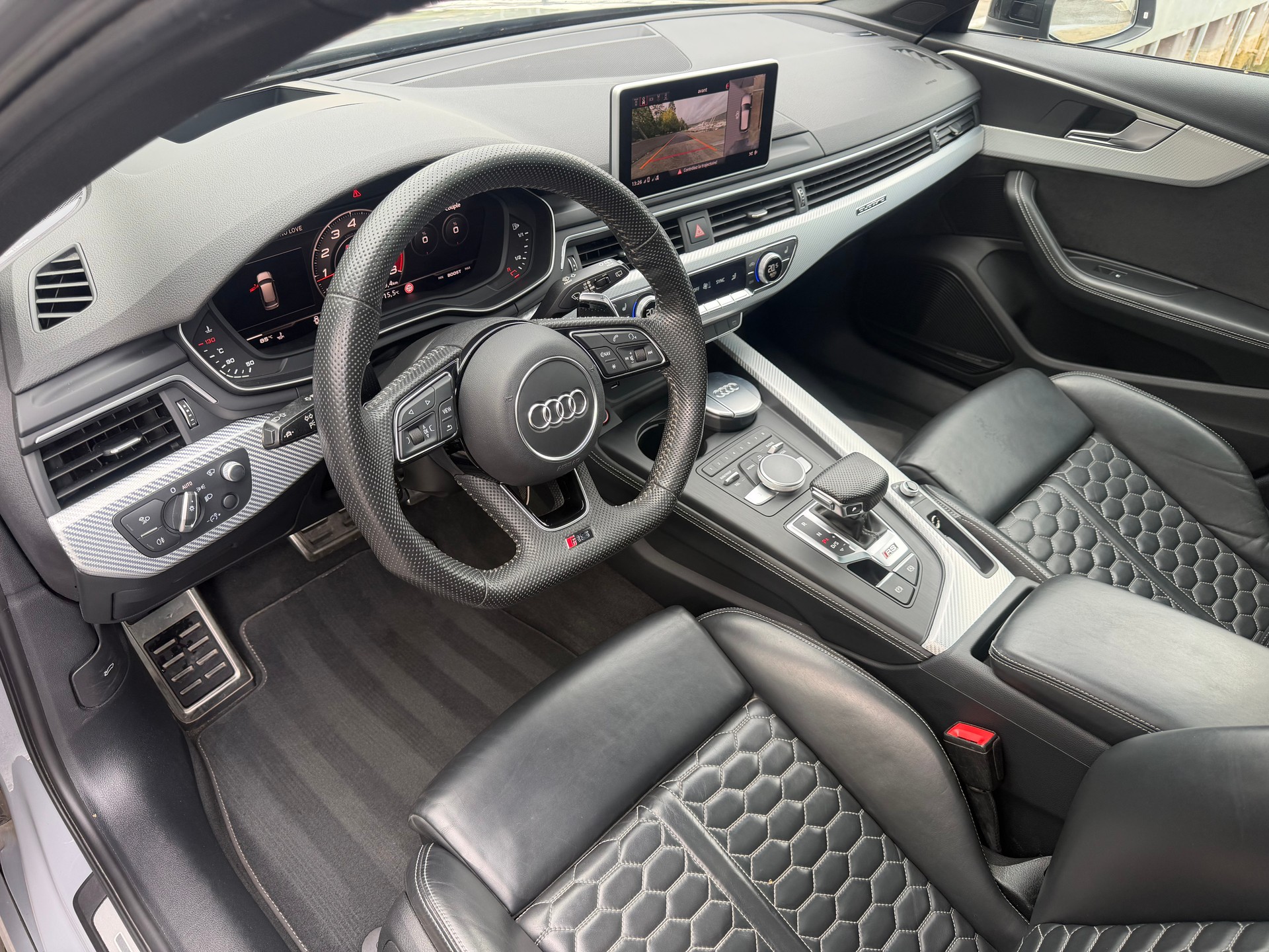 AUDI RS4 Nardo Grey-image-10