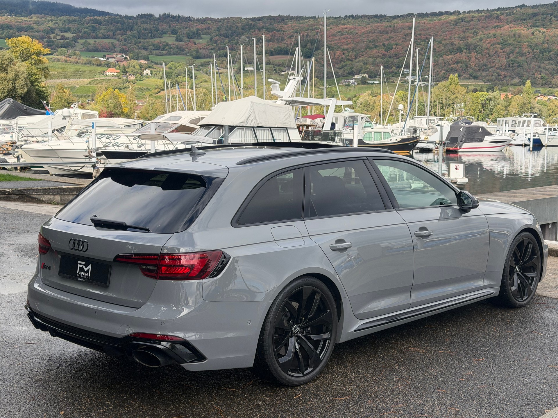 AUDI RS4 Nardo Grey-image-8