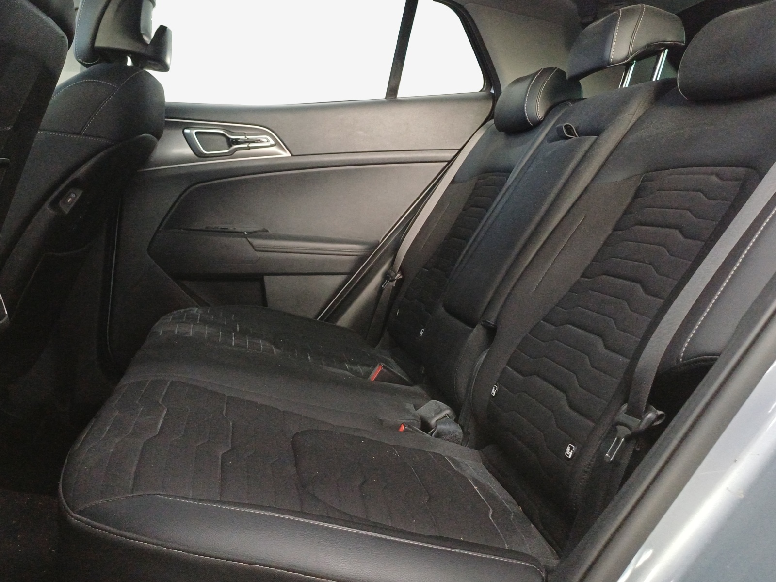 KIA Sportage 1.6T-GDi HEV Power Edition 4x4 A-image-11