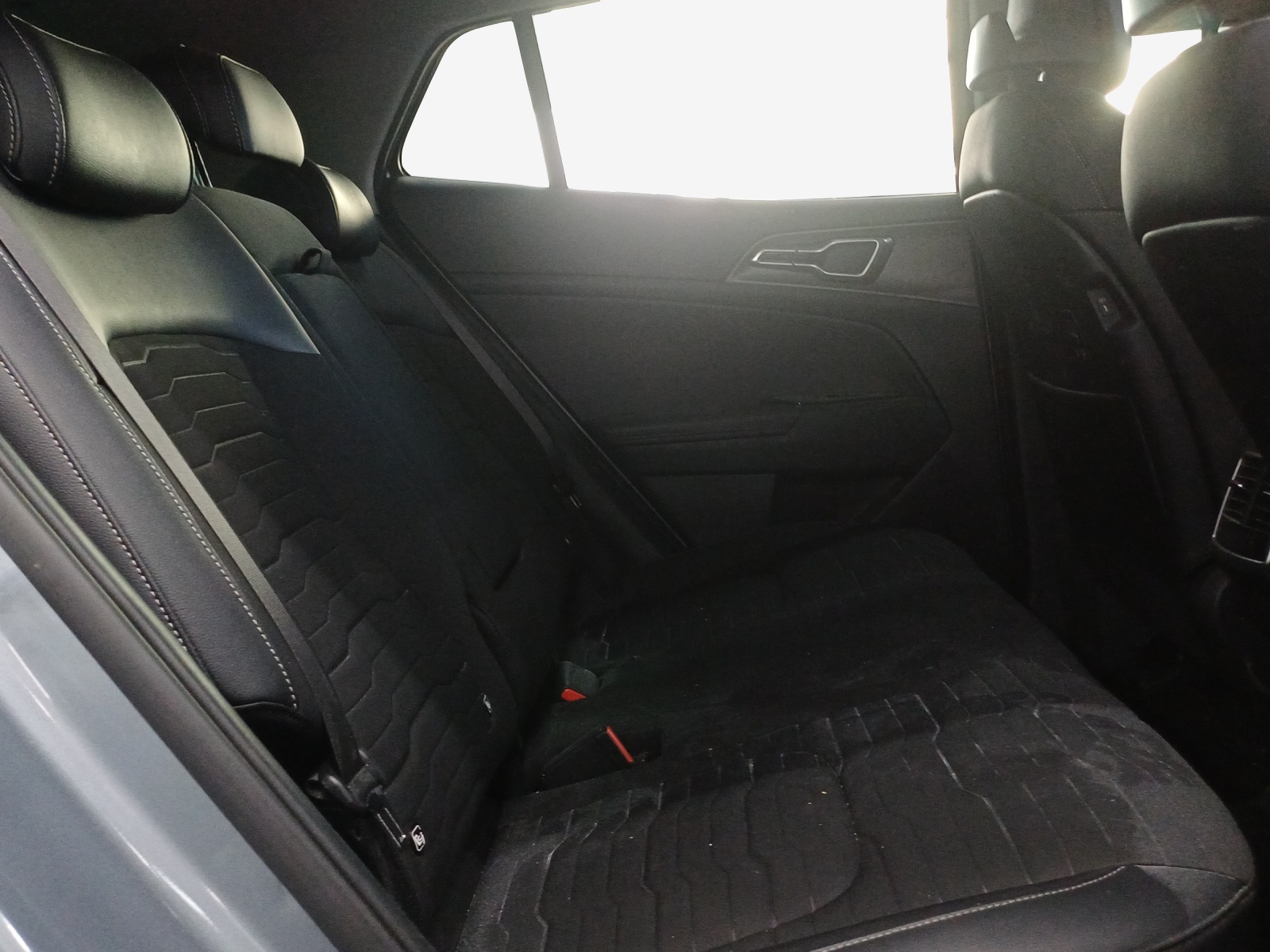 KIA Sportage 1.6T-GDi HEV Power Edition 4x4 A-image-14