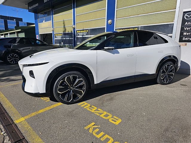 MAZDA CX-6e Takumi Plus-image-4