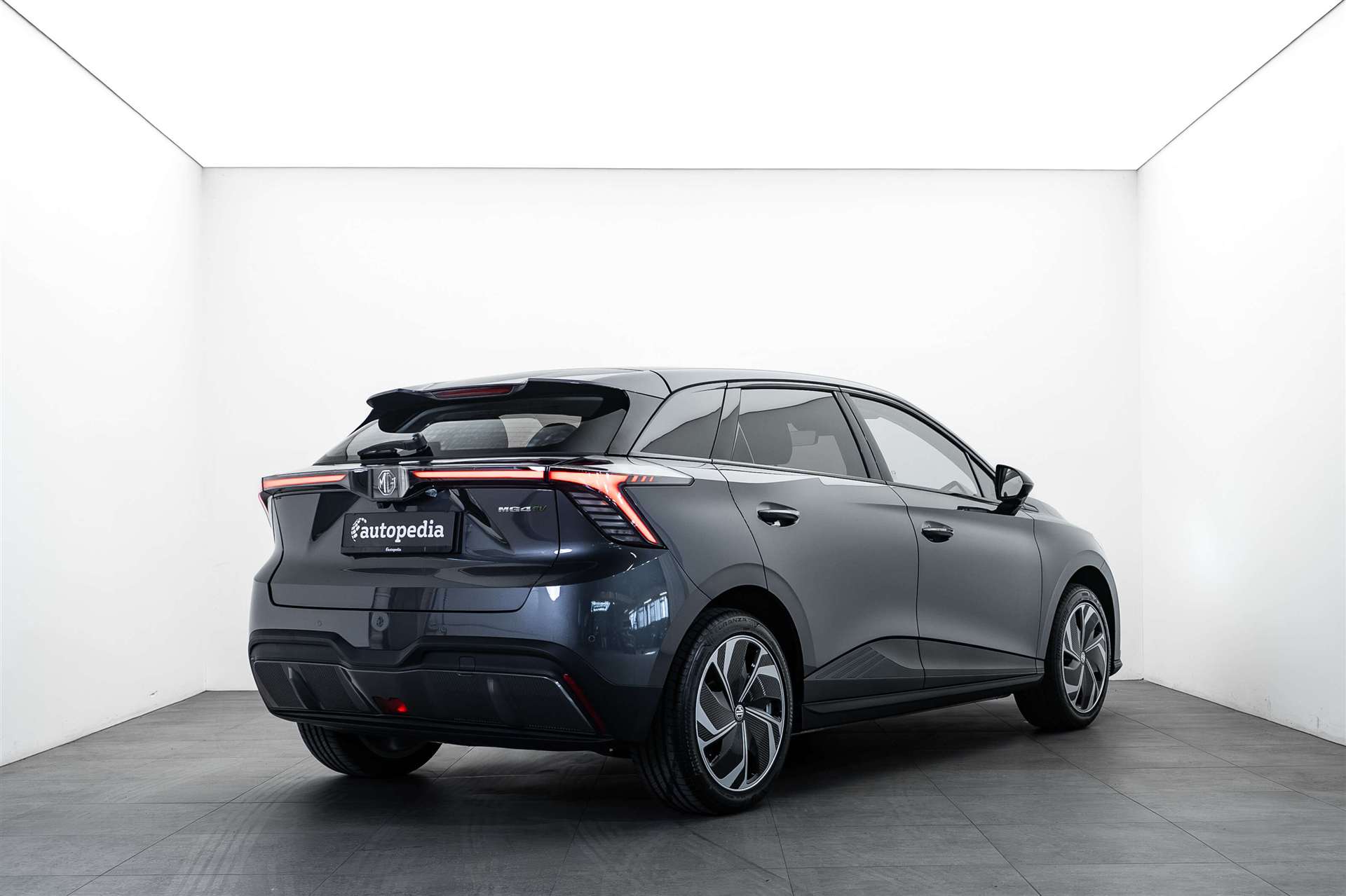 MG MG 4 EV 64kWh Premium Facelift Automat-image-2