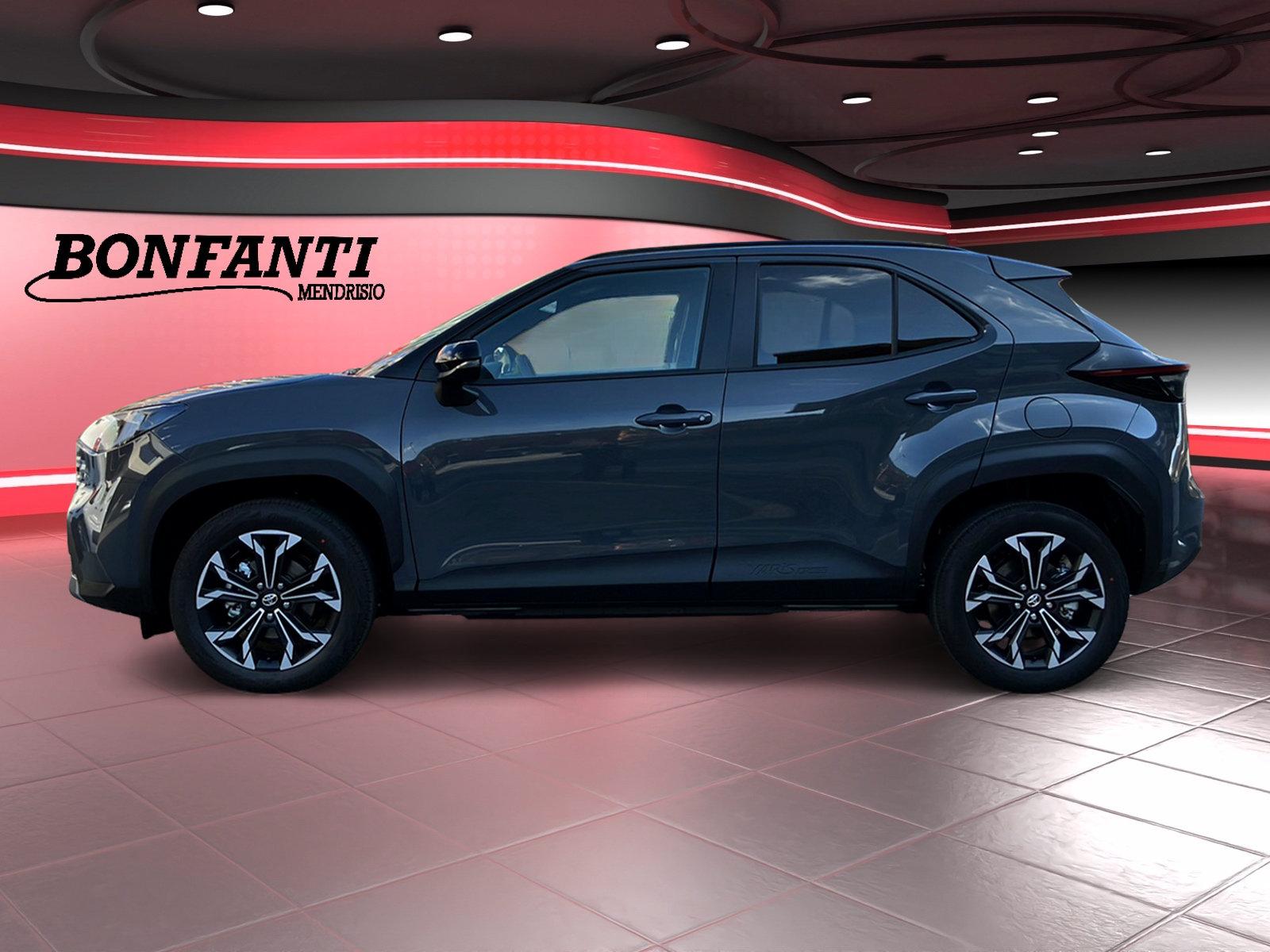 TOYOTA Yaris Cross 1.5 VVT-i HSD Trend AWD-i-image-3