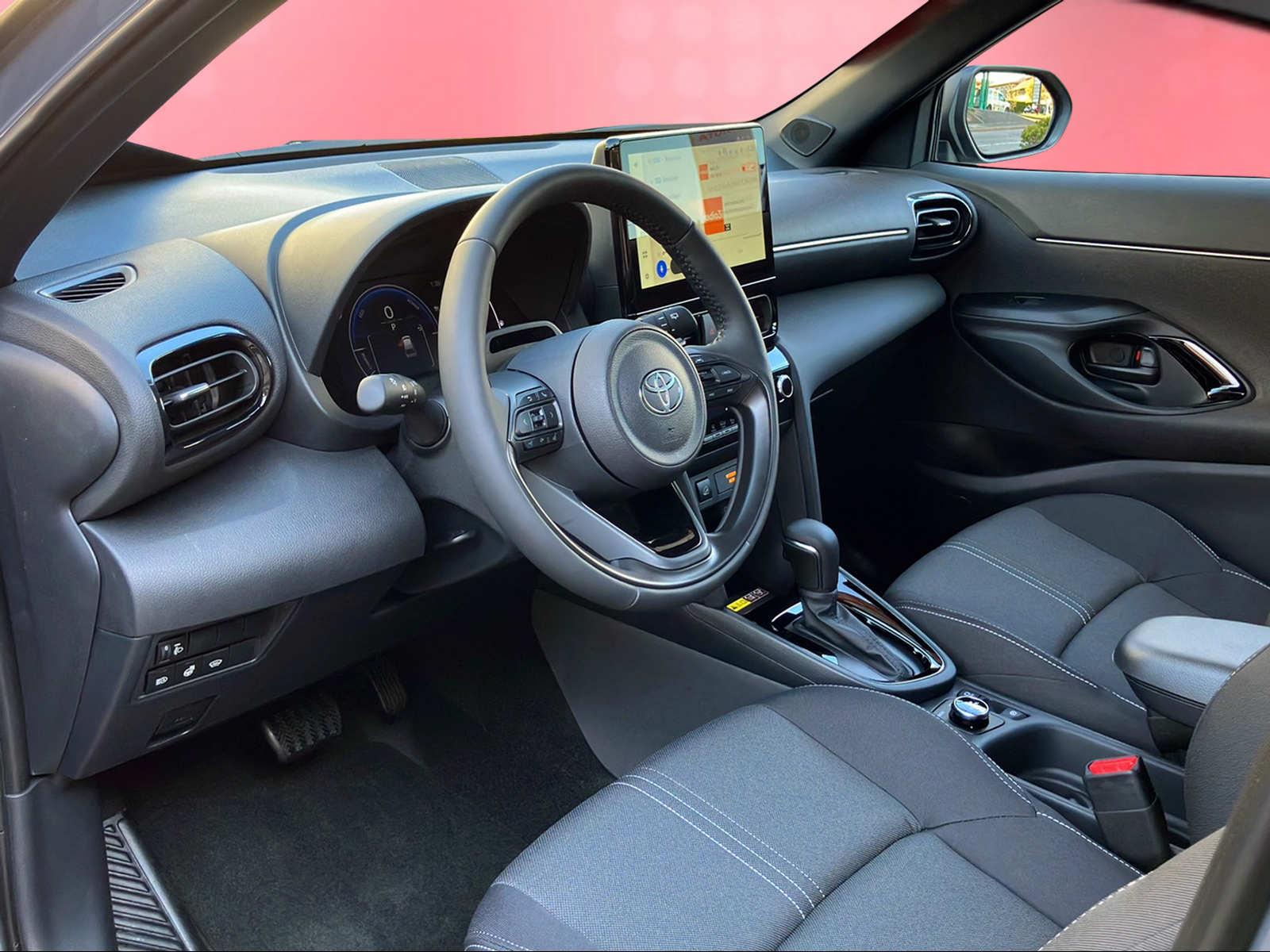 TOYOTA Yaris Cross 1.5 VVT-i HSD Trend AWD-i-image-4