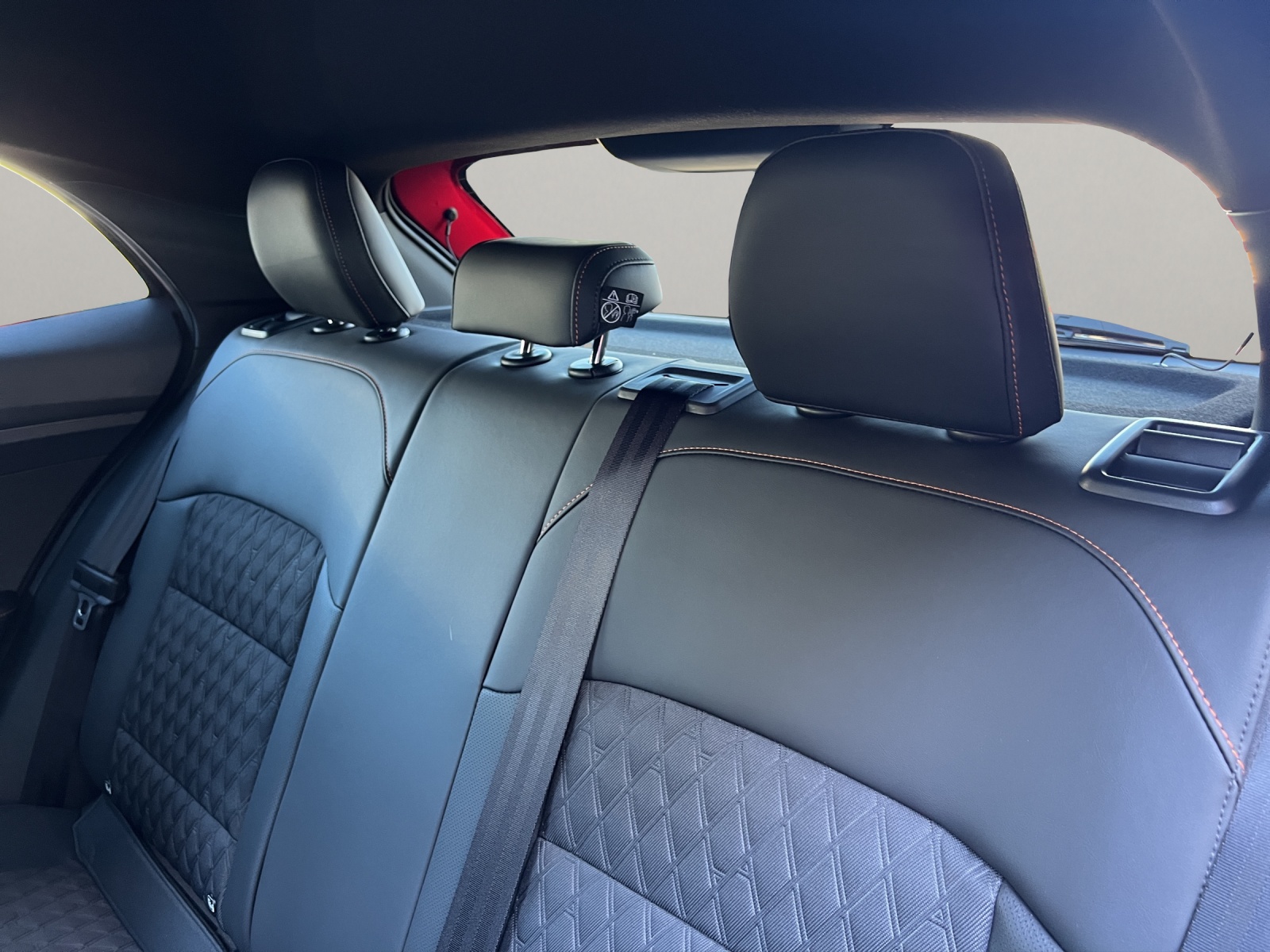 MG 3 1.5 Hybrid Luxury-image-13