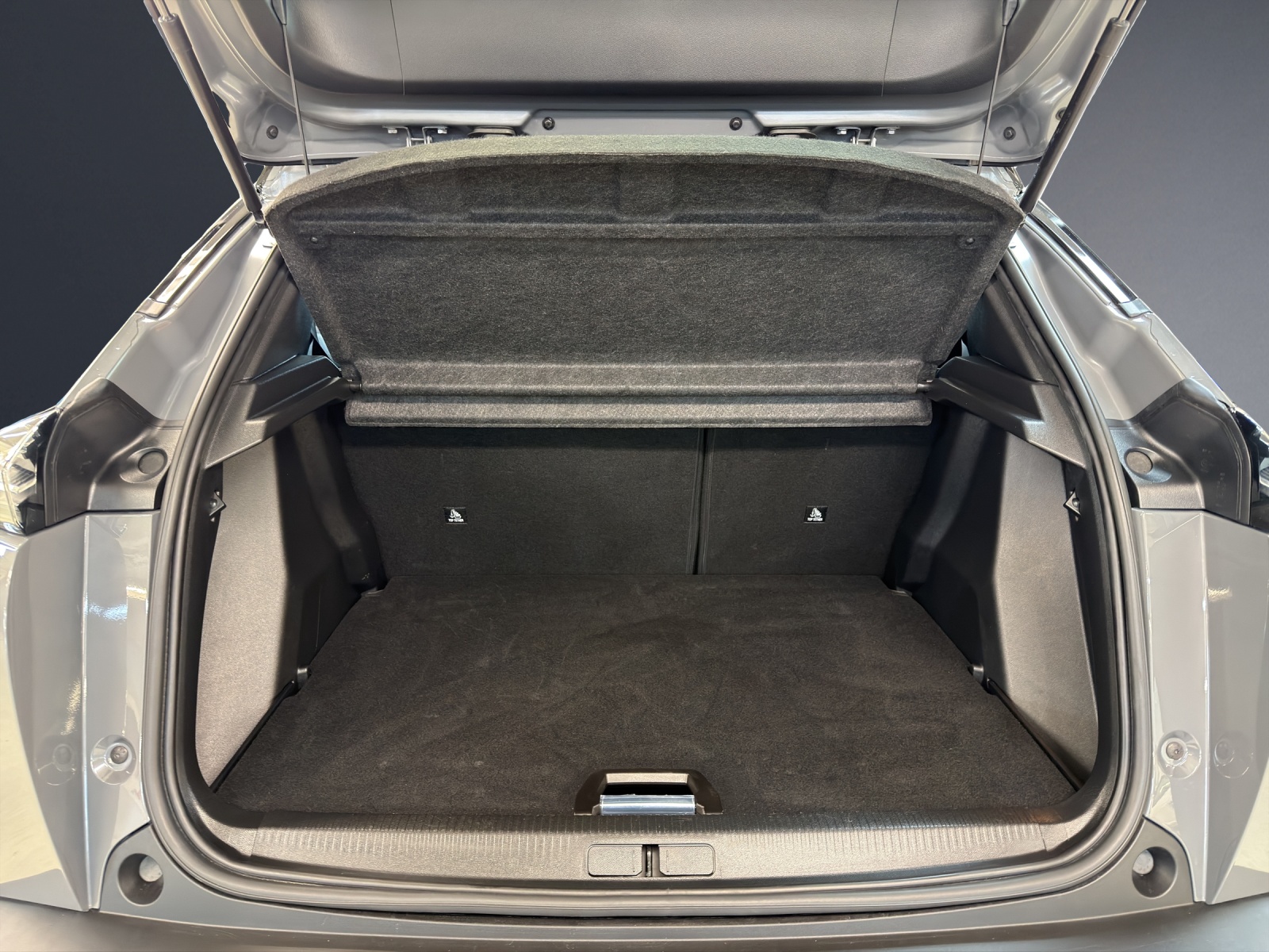 Image PEUGEOT 2008 2008 1.2 145 MHEV GT