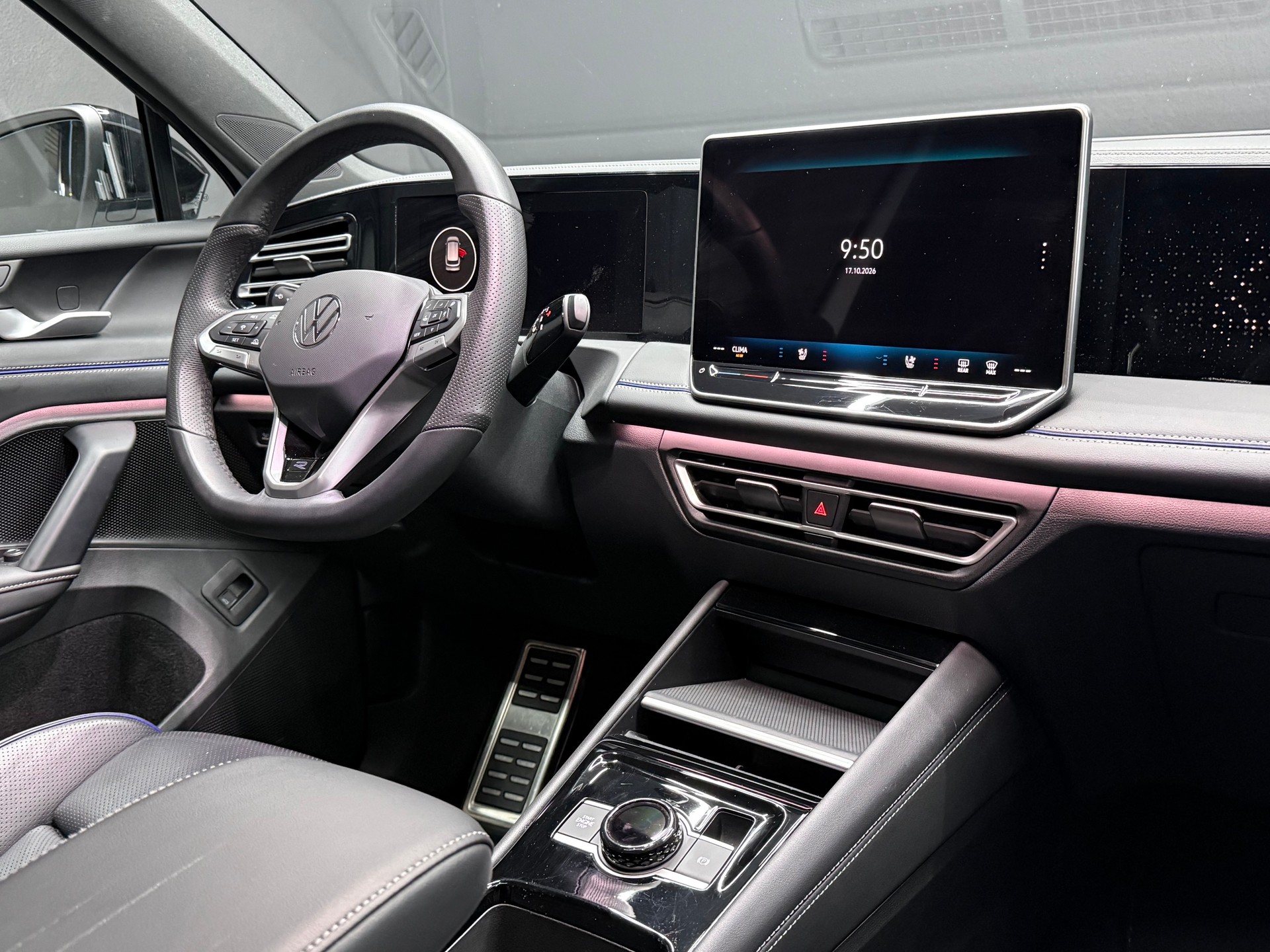 VW Tiguan 2.0 TSI DSG R-Line 4Motion-image-8