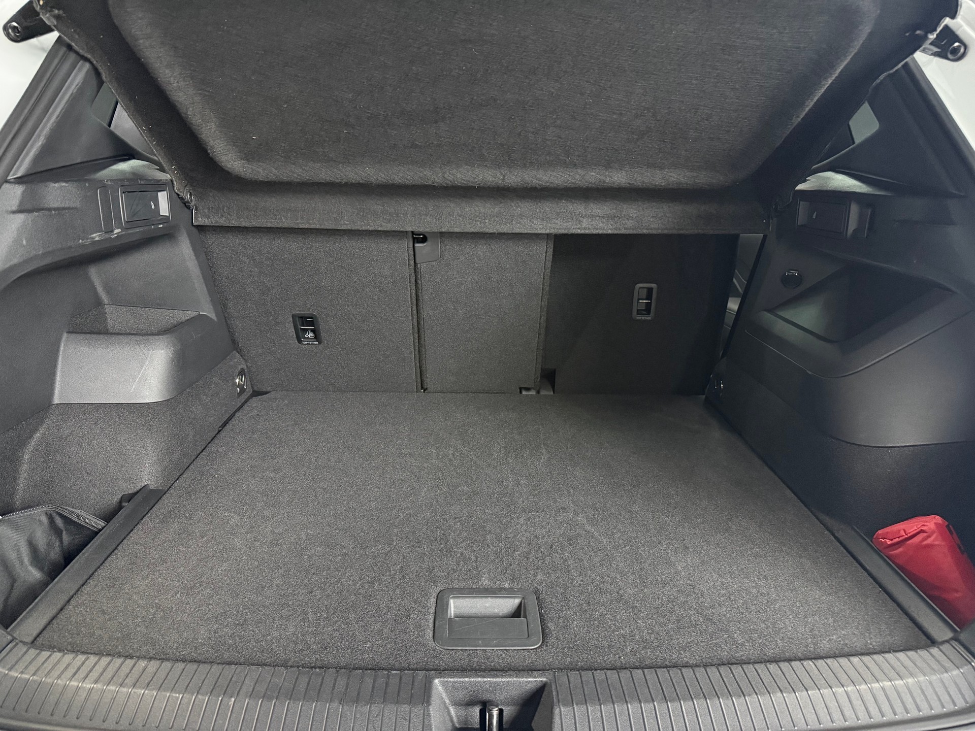 VW Tiguan 2.0 TSI DSG R-Line 4Motion-image-18