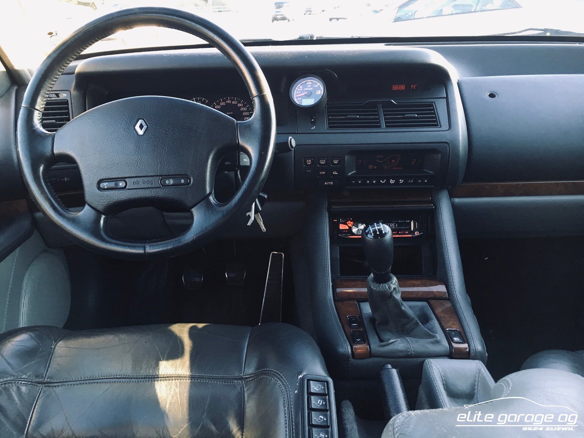 RENAULT Safrane 3.0 Biturbo-image-12