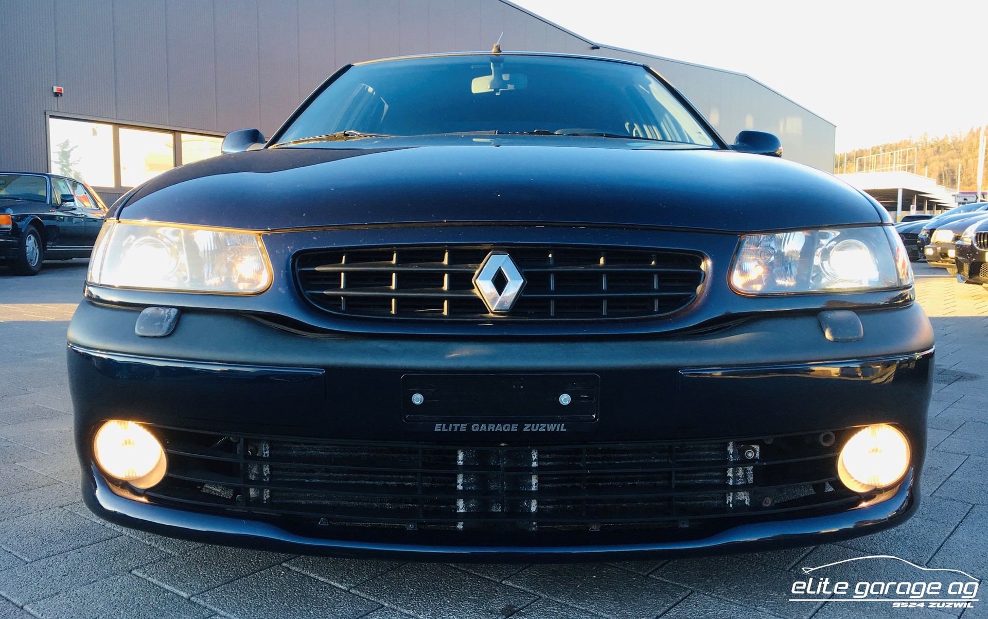 RENAULT Safrane 3.0 Biturbo-image-1