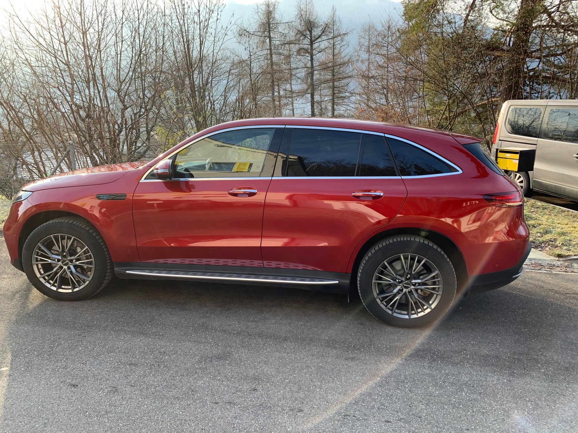 MERCEDES-BENZ EQC 400 AMG Line 4Matic