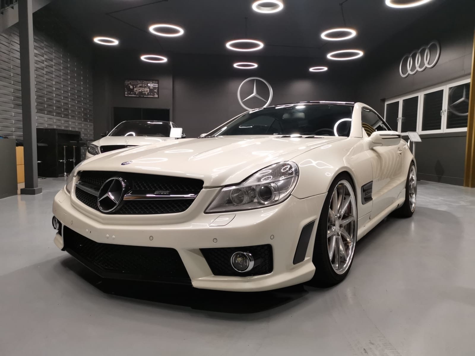 MERCEDES-BENZ SL 500 7G-Tronic AMG Paket-showroom-element-2