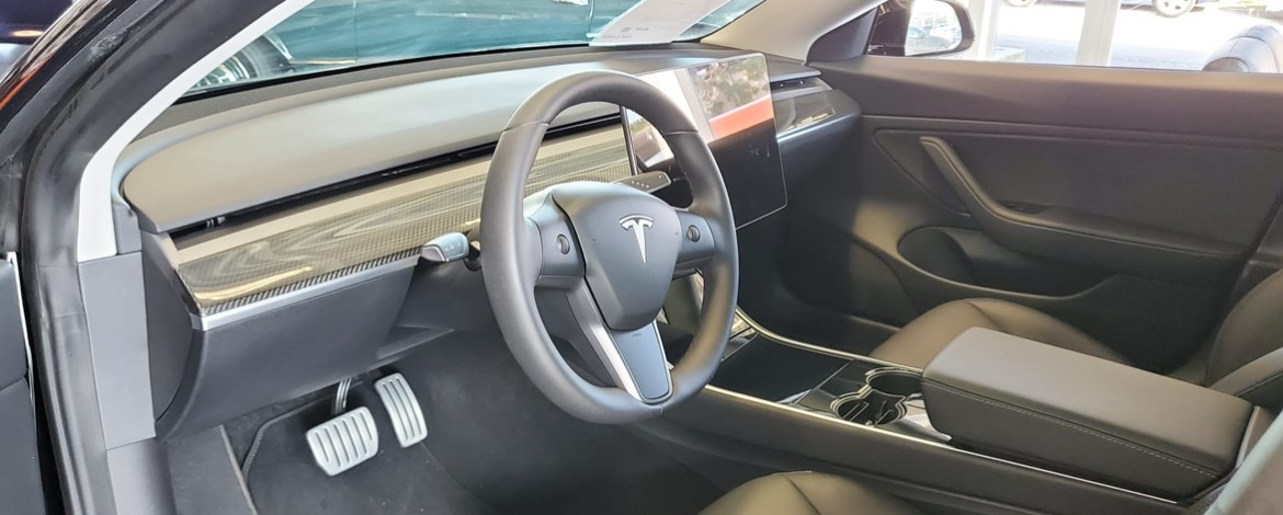 TESLA Model 3 Performance Dual Motor AWD-image-2