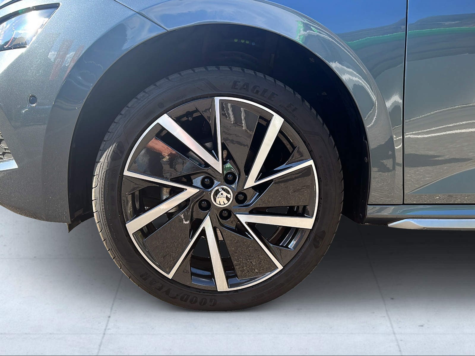SKODA Kamiq 1.5 TSI ACT Style DSG-image-8