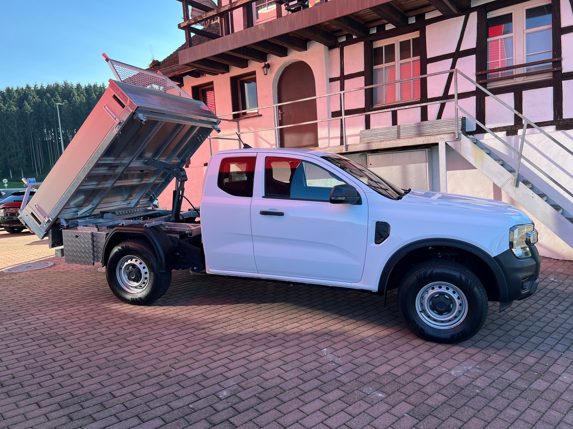 FORD Ranger XL 2.0 Eco Blue Chassis 4x4 / 3 Seiten Kipper
