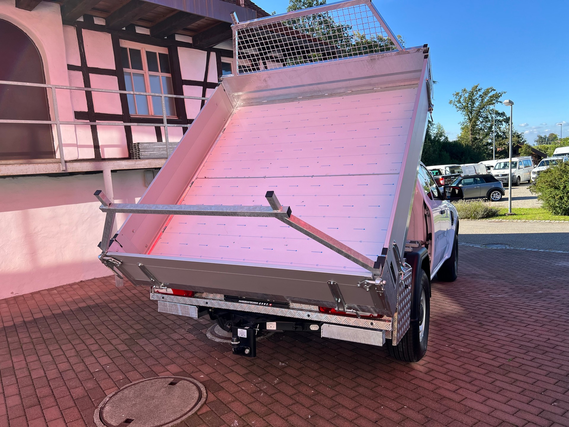 FORD Ranger XL 2.0 Eco Blue Chassis 4x4 / 3 Seiten Kipper-image-11