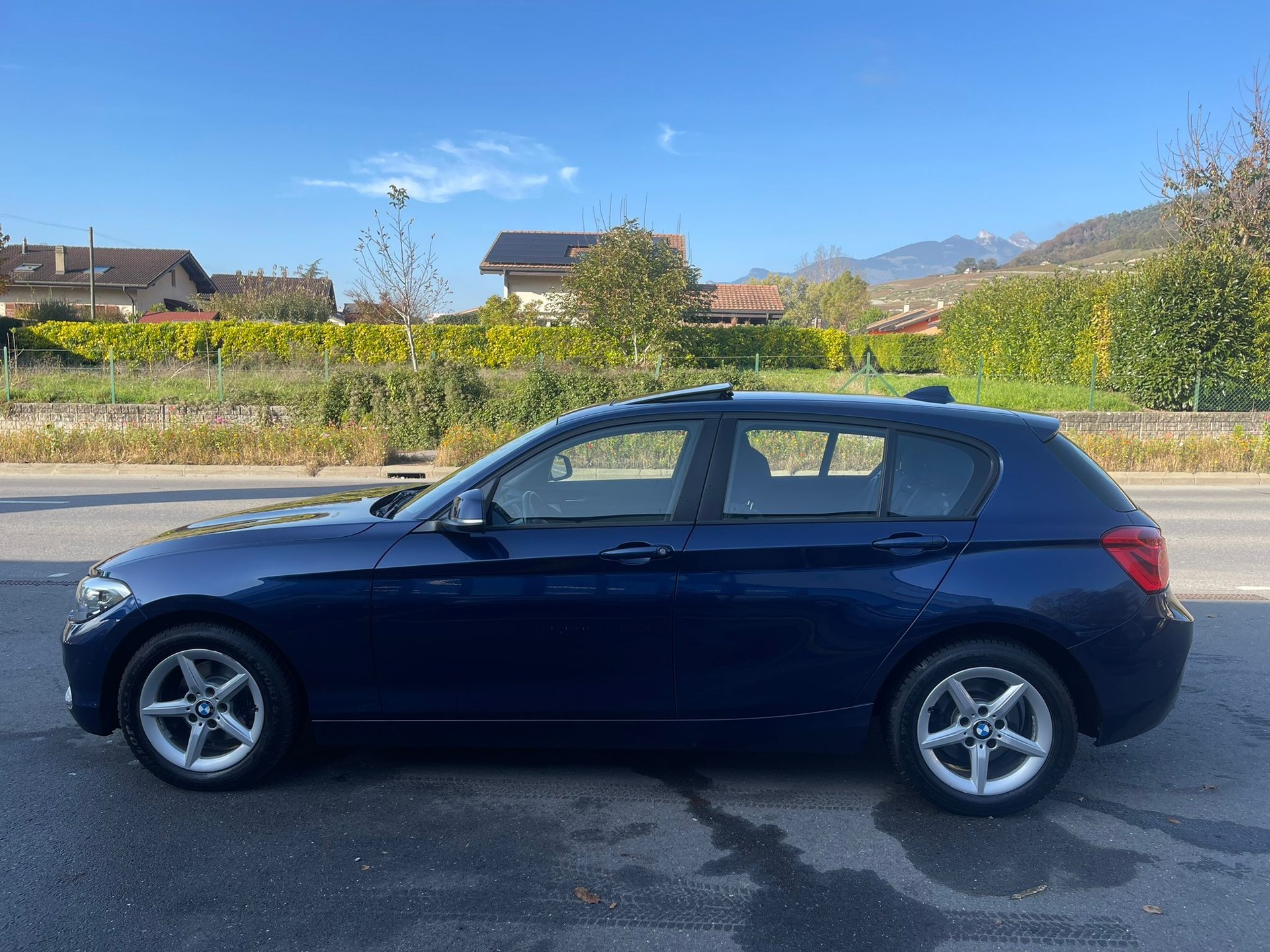 BMW 120i Sport Line Steptronic-image-6