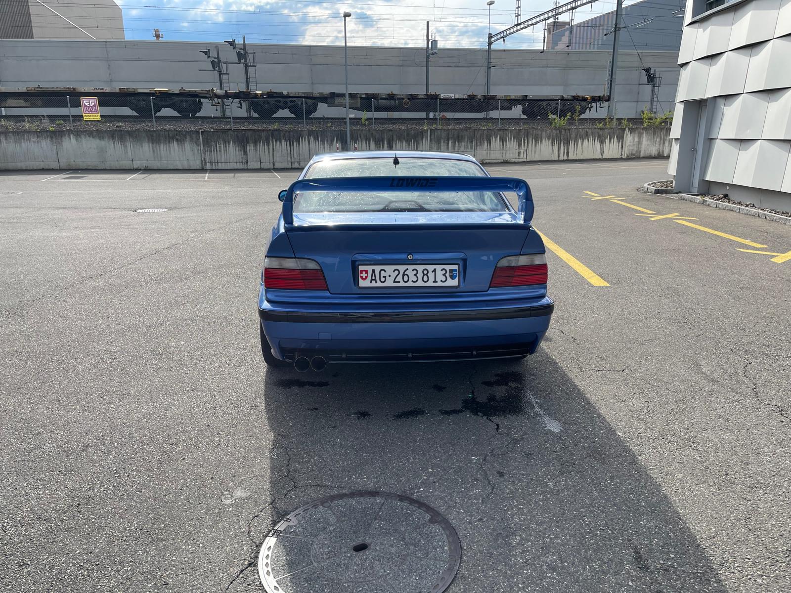 BMW M3 Coupé (Motor 44'000 km!!)-image-4