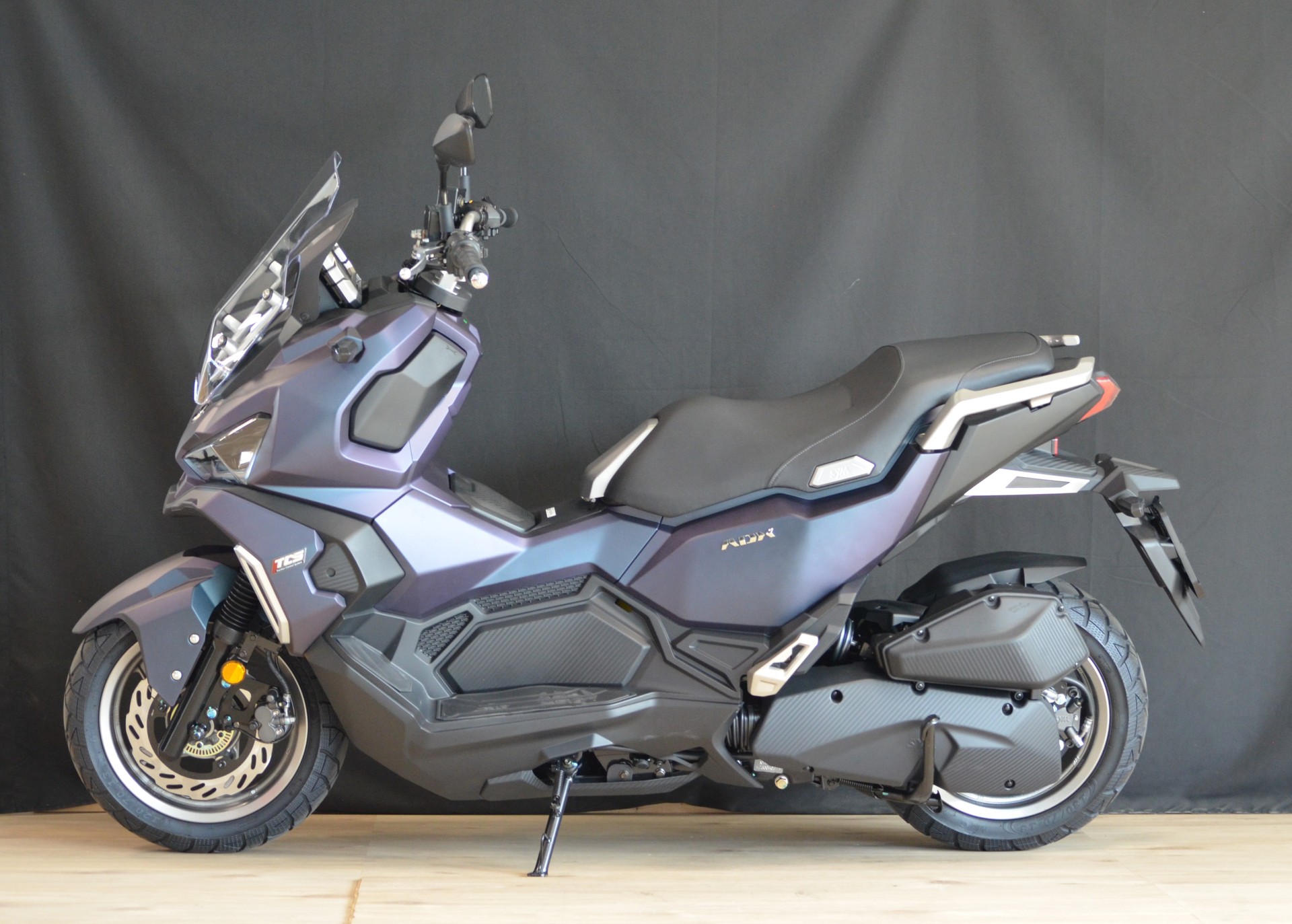 SYM ADX 125 EURO 5+-showroom-element-3