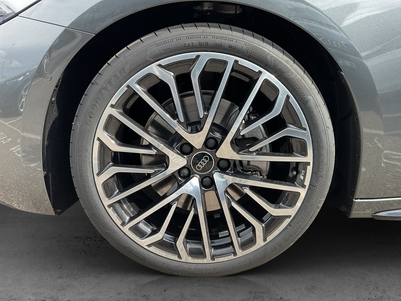 AUDI A5 Avant TDI quattro 150 kW S tronic-image-12