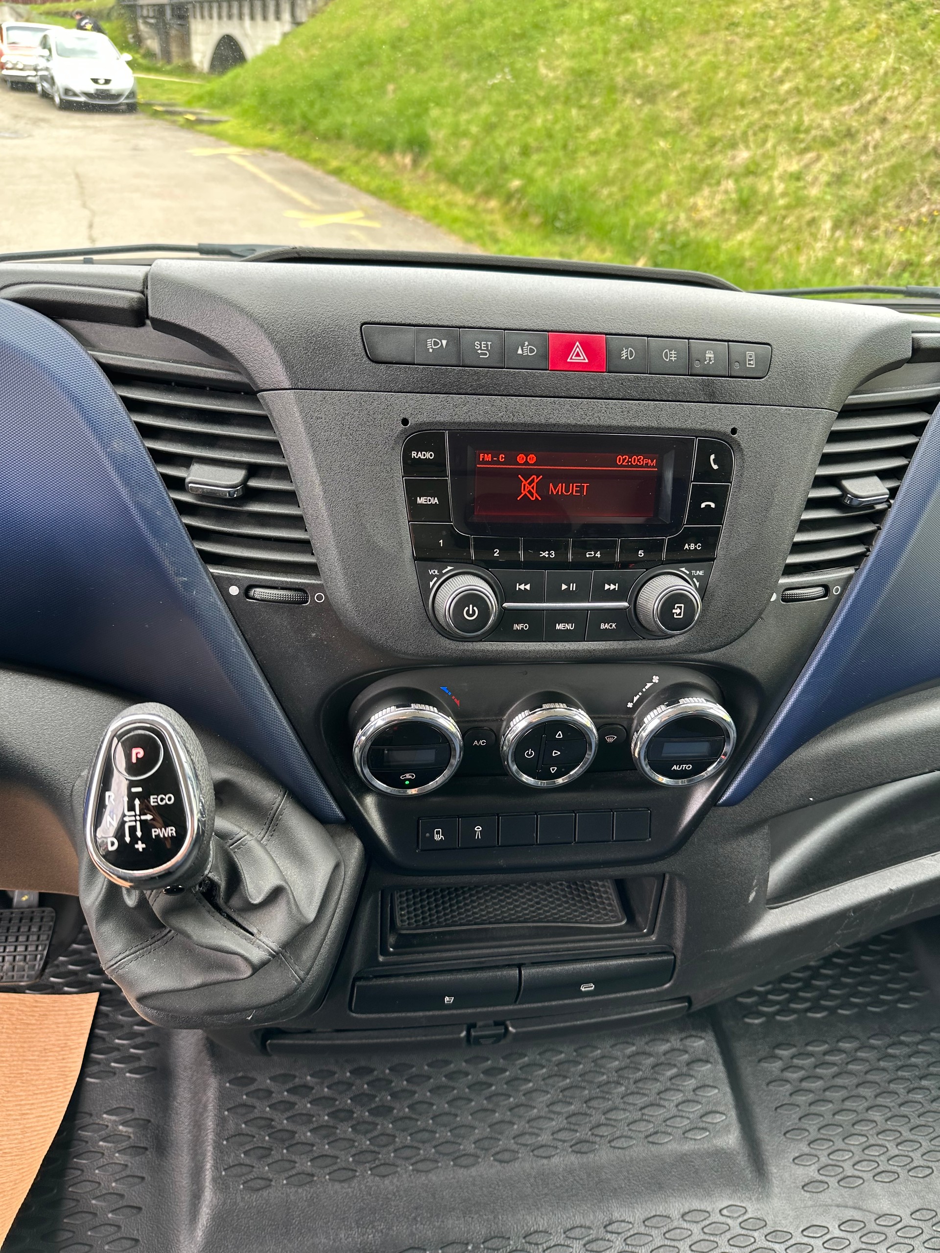 IVECO 35 S 14 A8-image-8