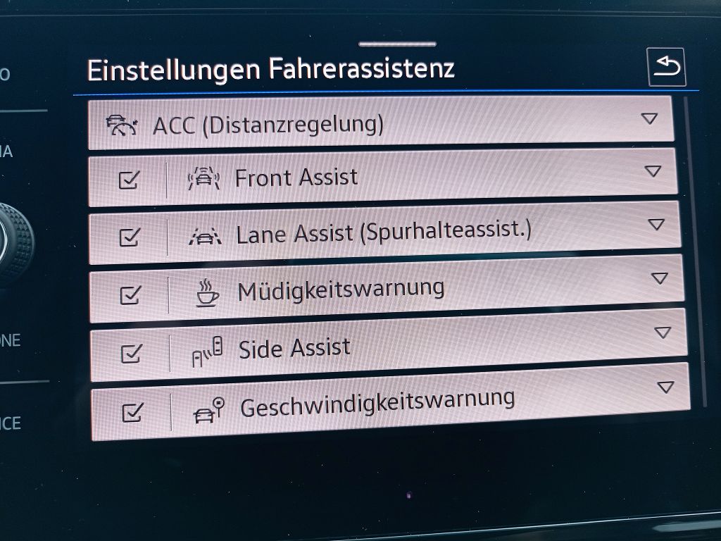 VW T-Roc 2.0 TSI R-Line DSG 4Motion-image-17