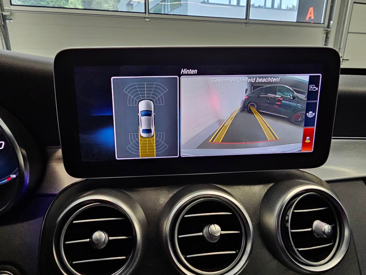 MERCEDES-BENZ C 300 d Avantgarde 9G-Tronic-image-8