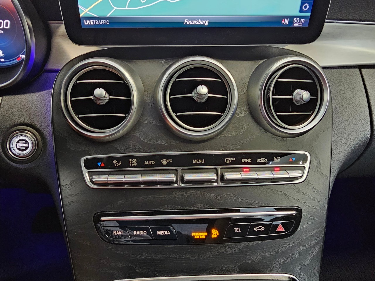MERCEDES-BENZ C 300 d Avantgarde 9G-Tronic-image-9