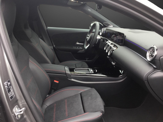MERCEDES-BENZ A 250 e EQ Star 8G-DCT-image-8