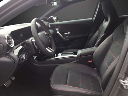 MERCEDES-BENZ A 250 e EQ Star 8G-DCT-image-6