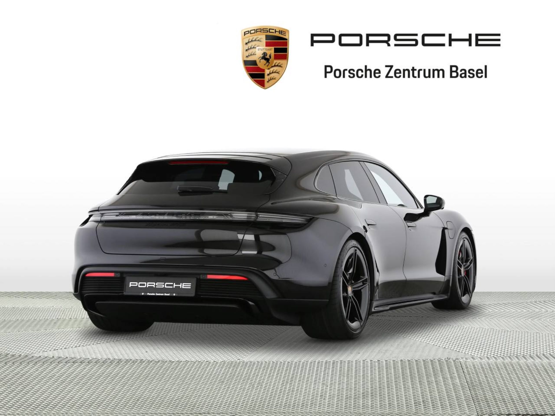 PORSCHE Taycan GTS Sport Turismo-image-2