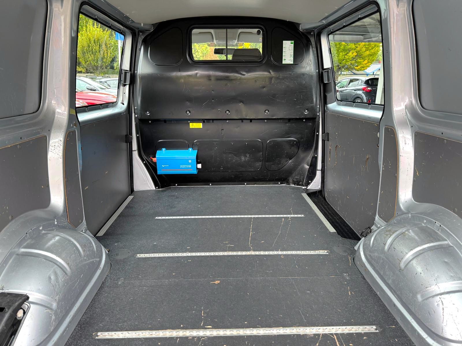 VW T6.1 2.0 Bi-TDI 4M DSG-image-16