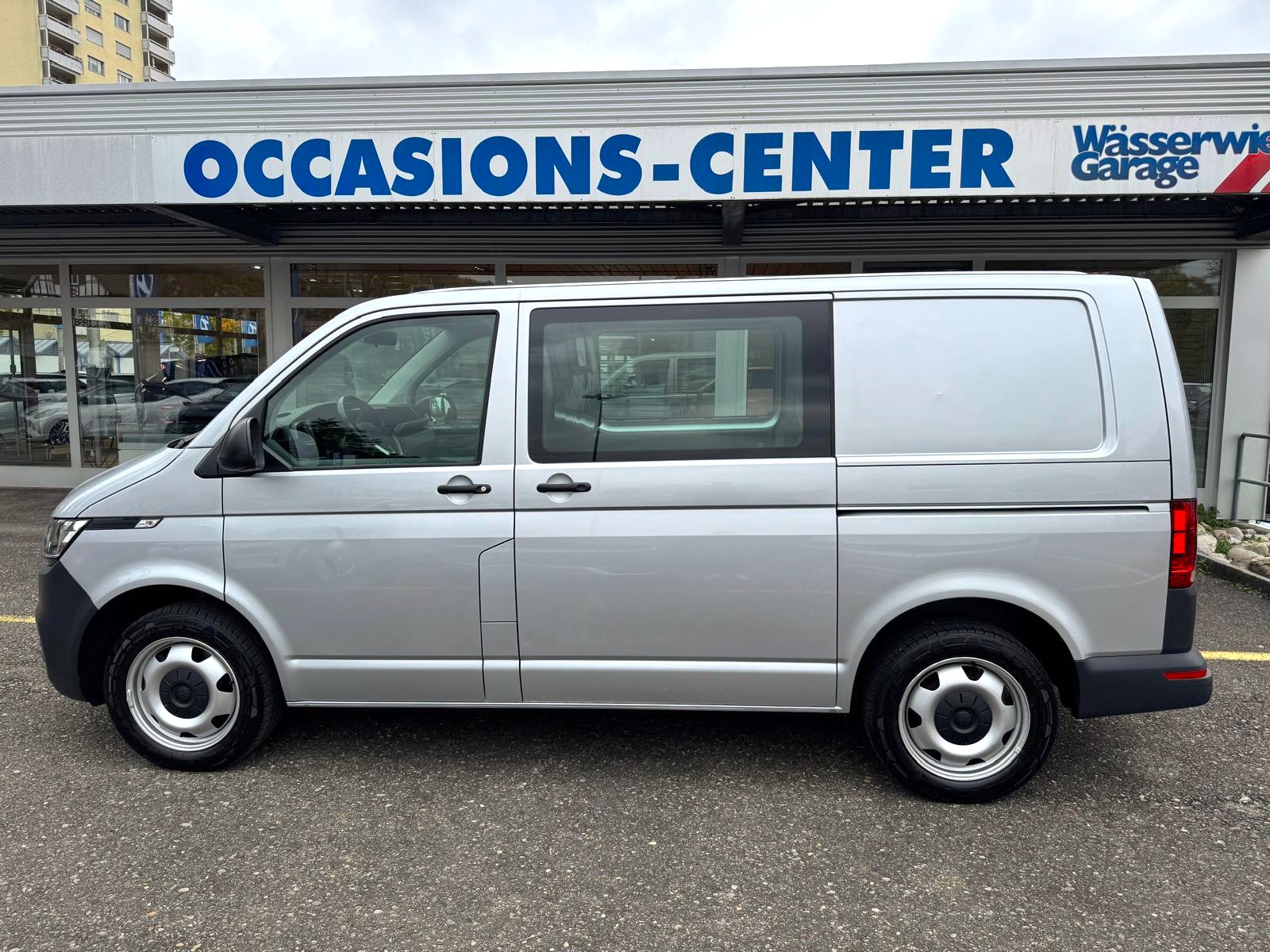 VW T6.1 2.0 Bi-TDI 4M DSG-image-11