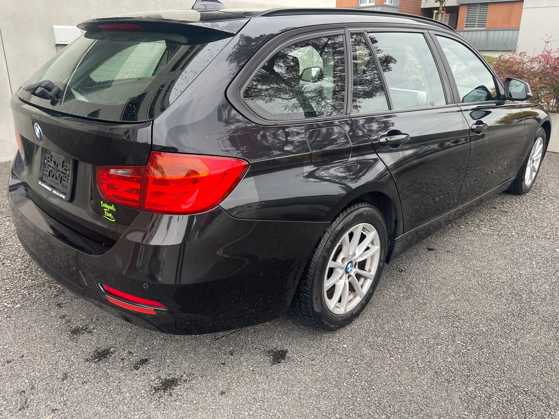 BMW 316d Touring Business Steptronic-image-3