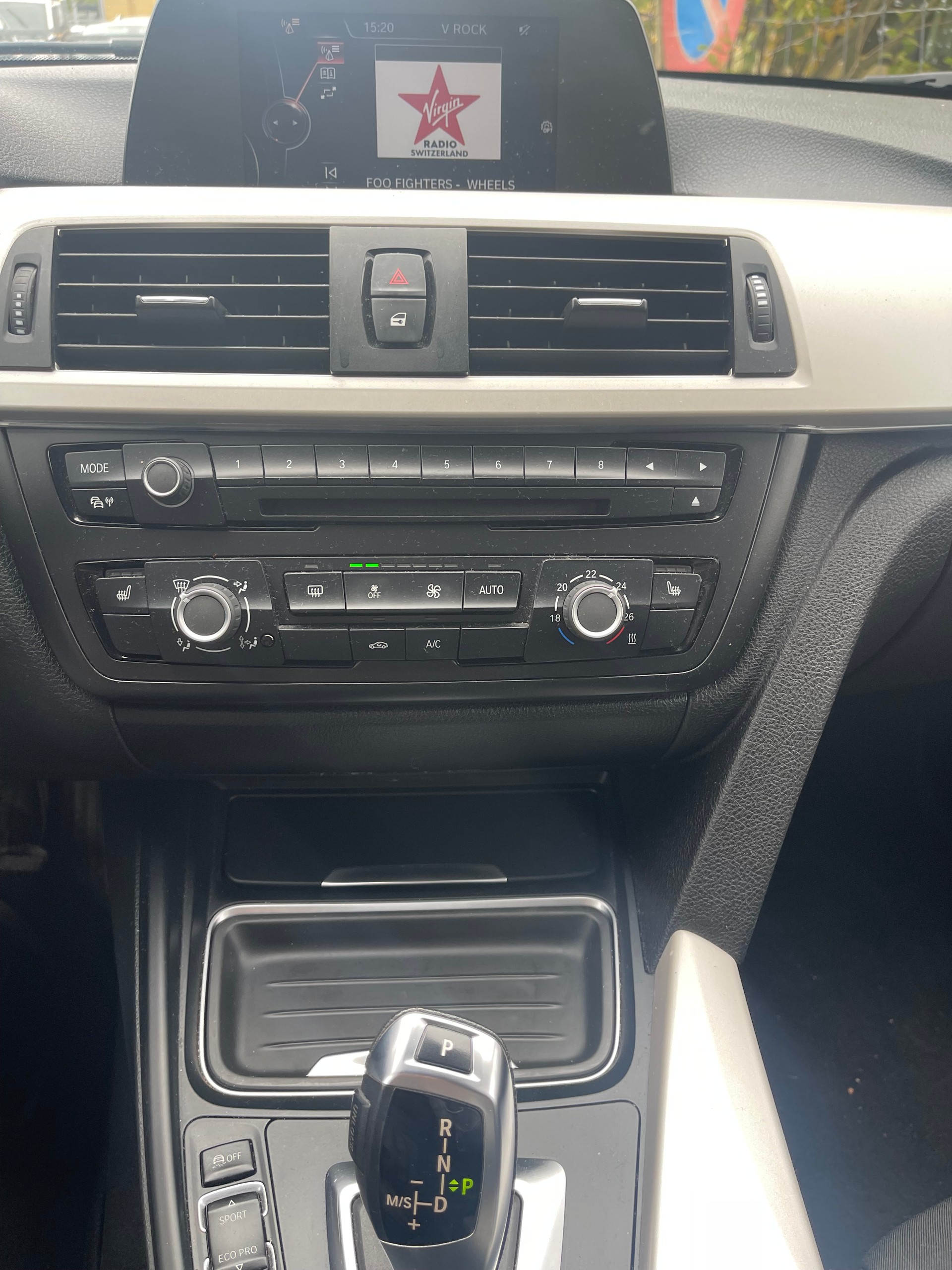 BMW 316d Touring Business Steptronic-image-9
