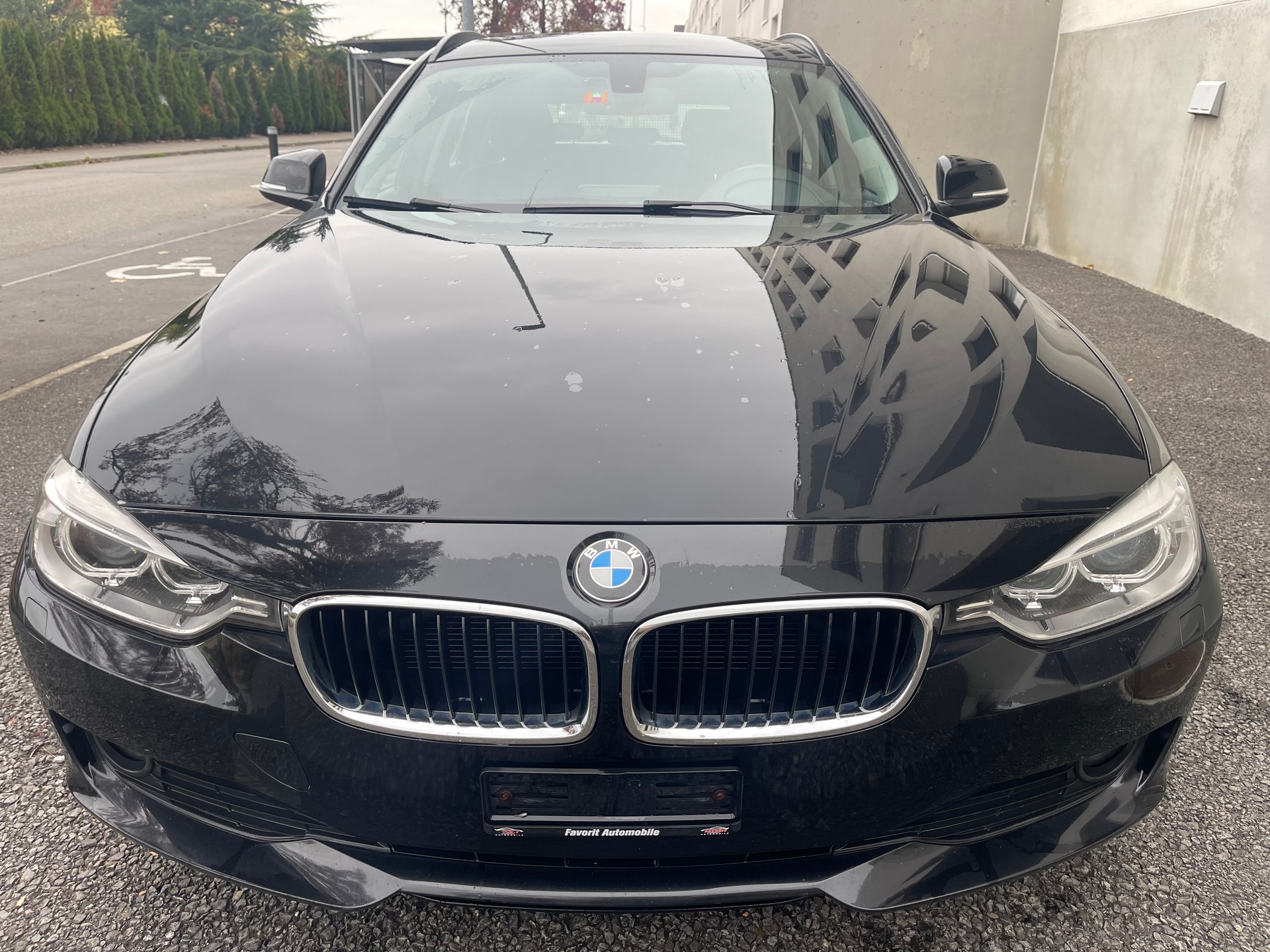 BMW 316d Touring Business Steptronic-image-0